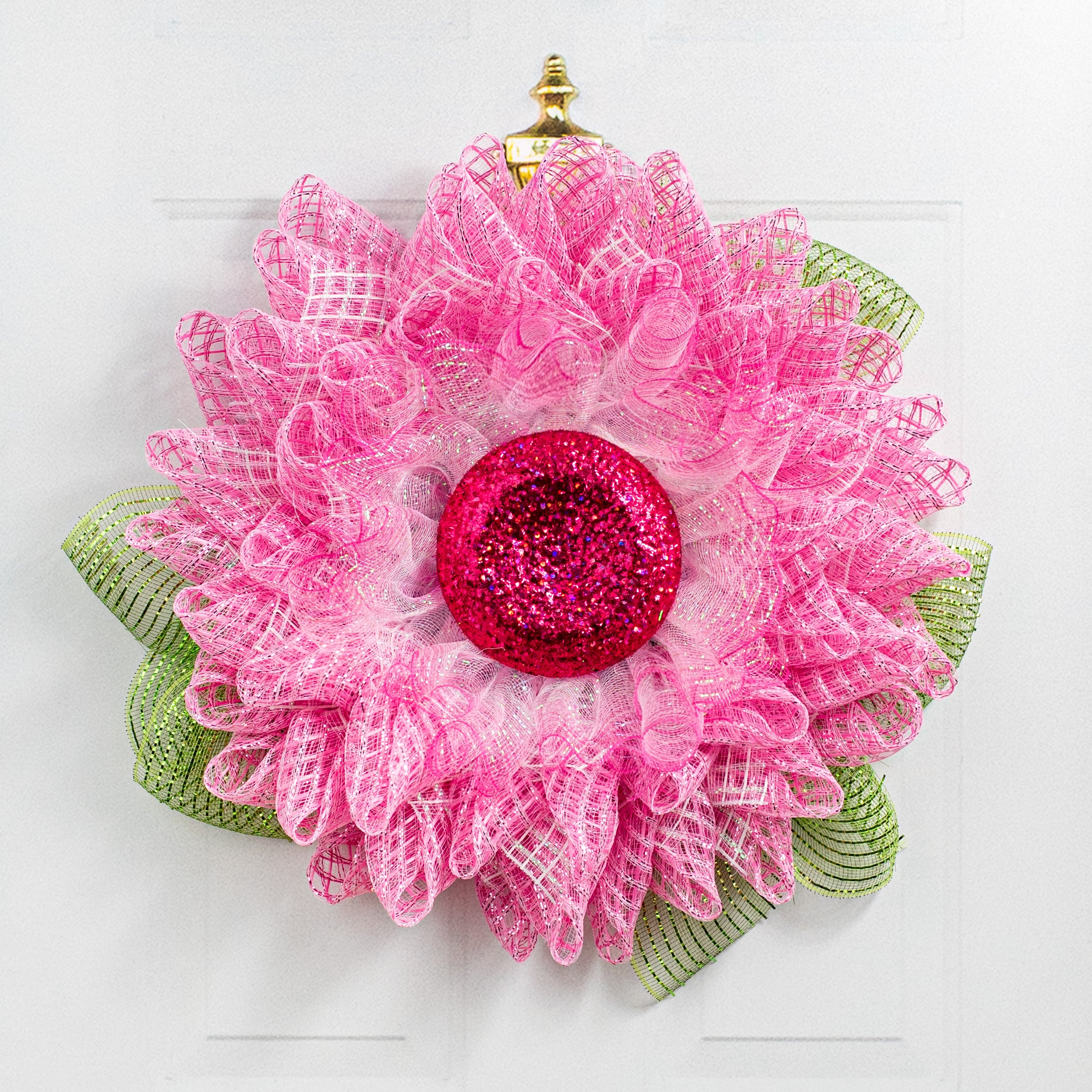 7" Glitter Flower Head: Fuchsia Lifestyle Photo
