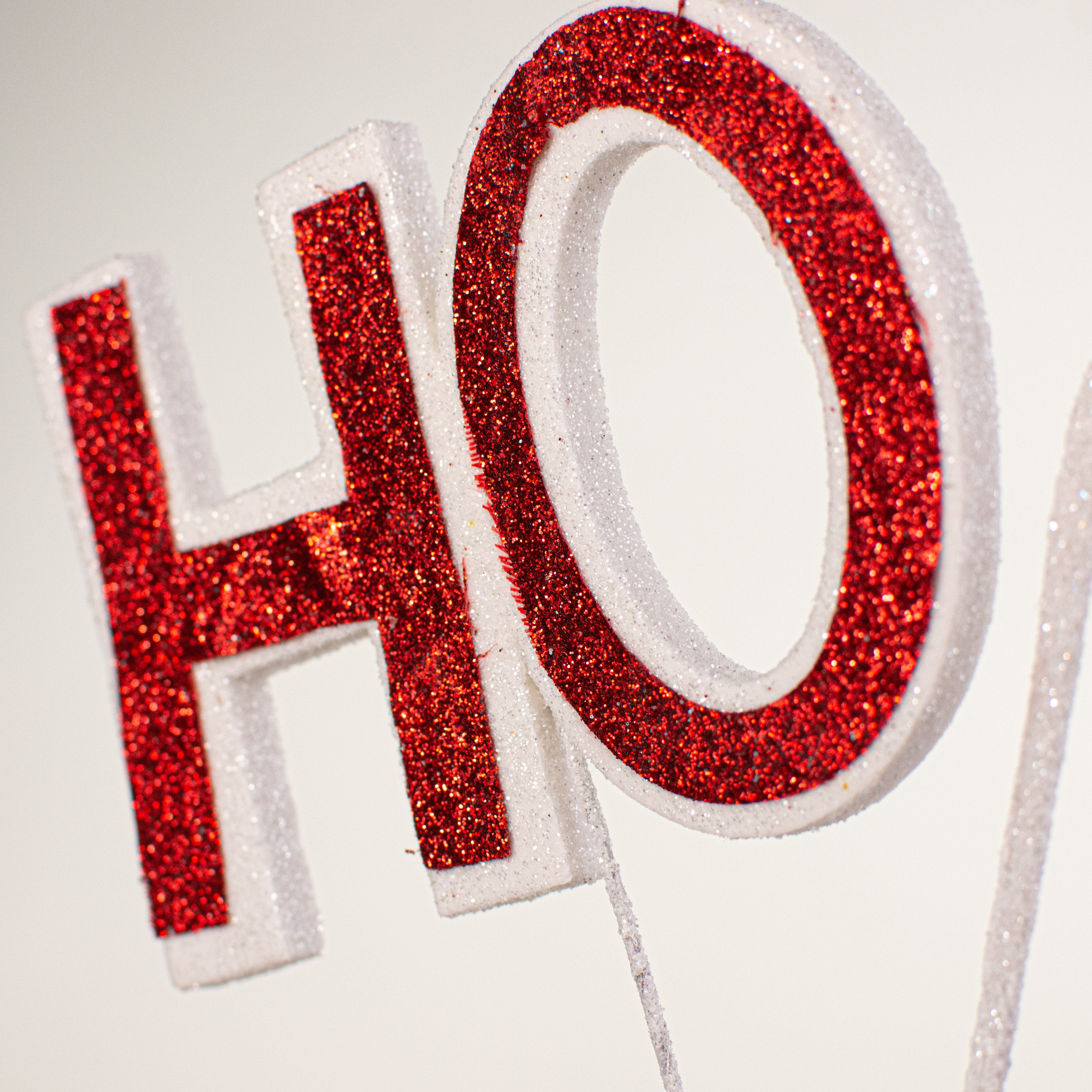 26" Glitter Ho Ho Ho Spray: Red & White detail photo 3