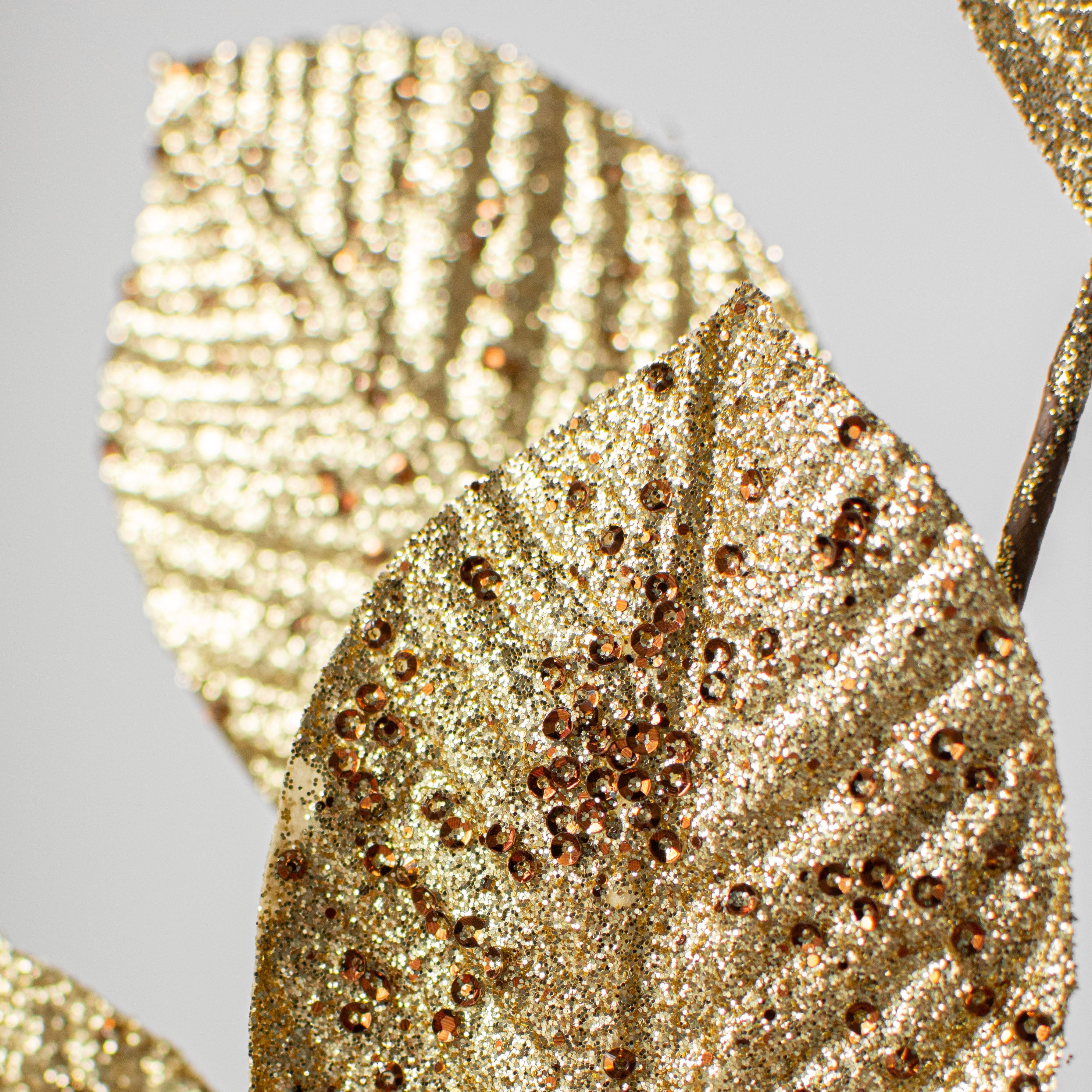 27" Glitter Leaf Spray: Gold Lifestyle Photo