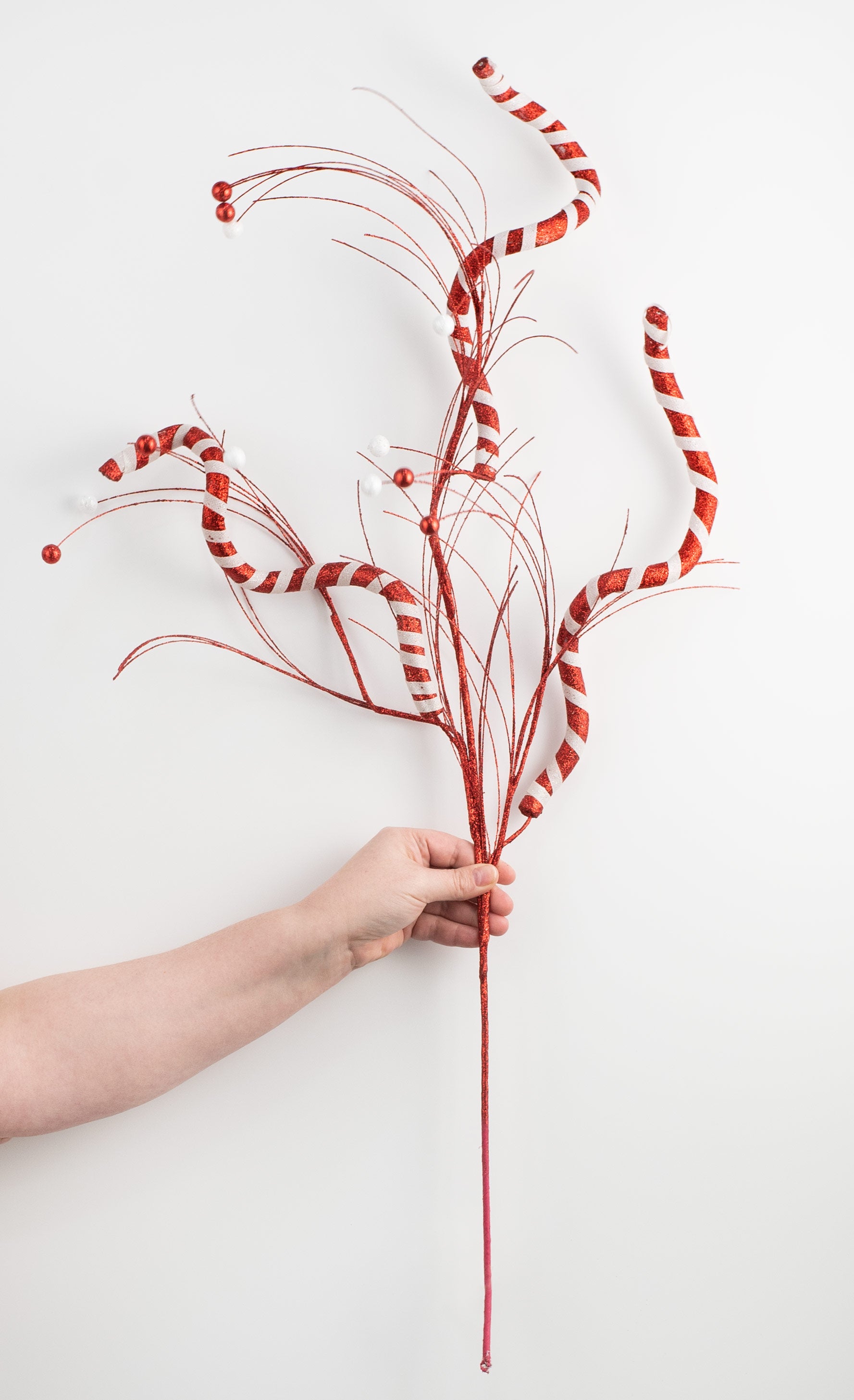34" Glitter Twist Grass Spray: Red & White detail photo 3