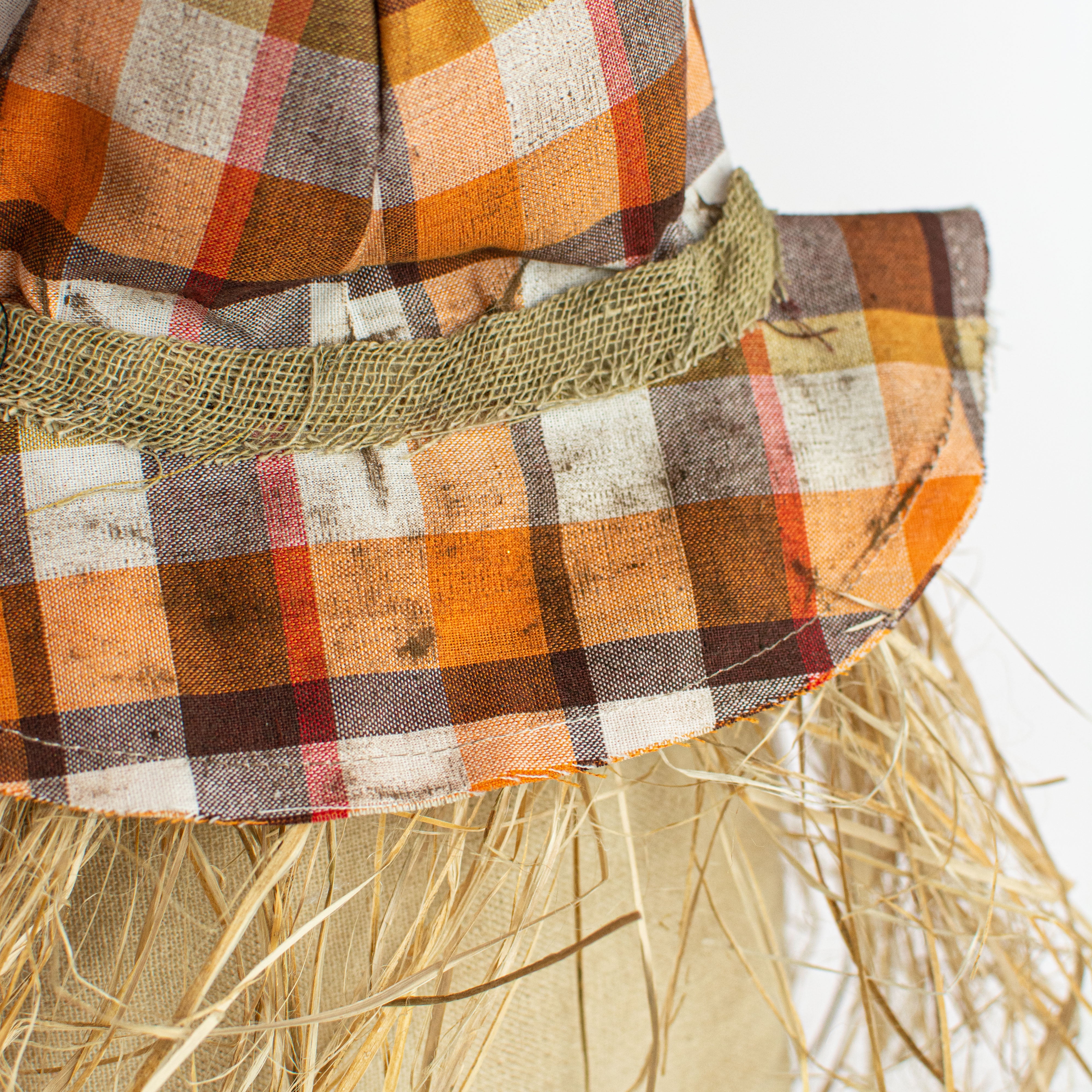 Grubby Scarecrow Head Accent detail photo 5