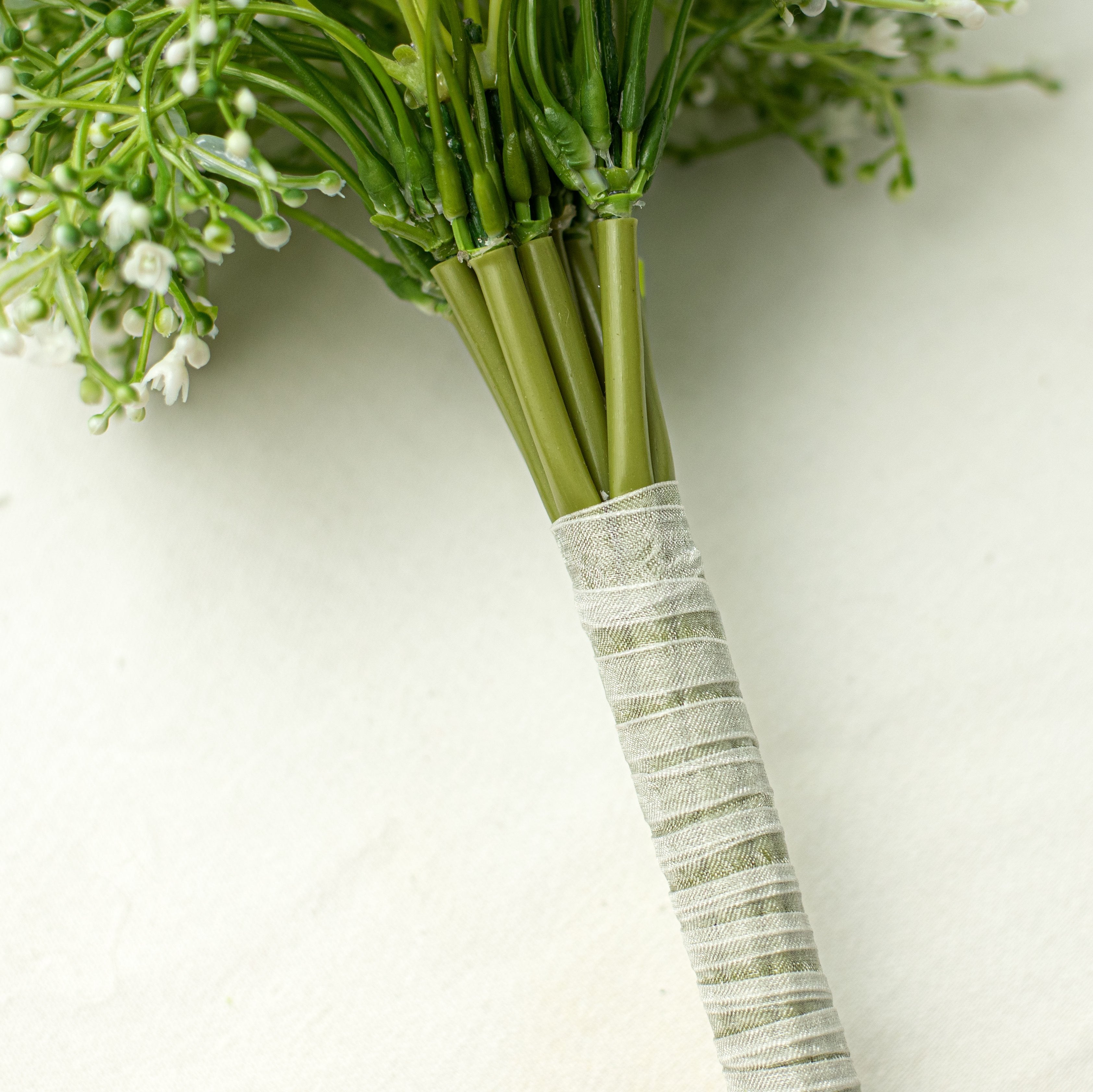 11" Gypso Baby's Breath Bundle (10) detail photo 6