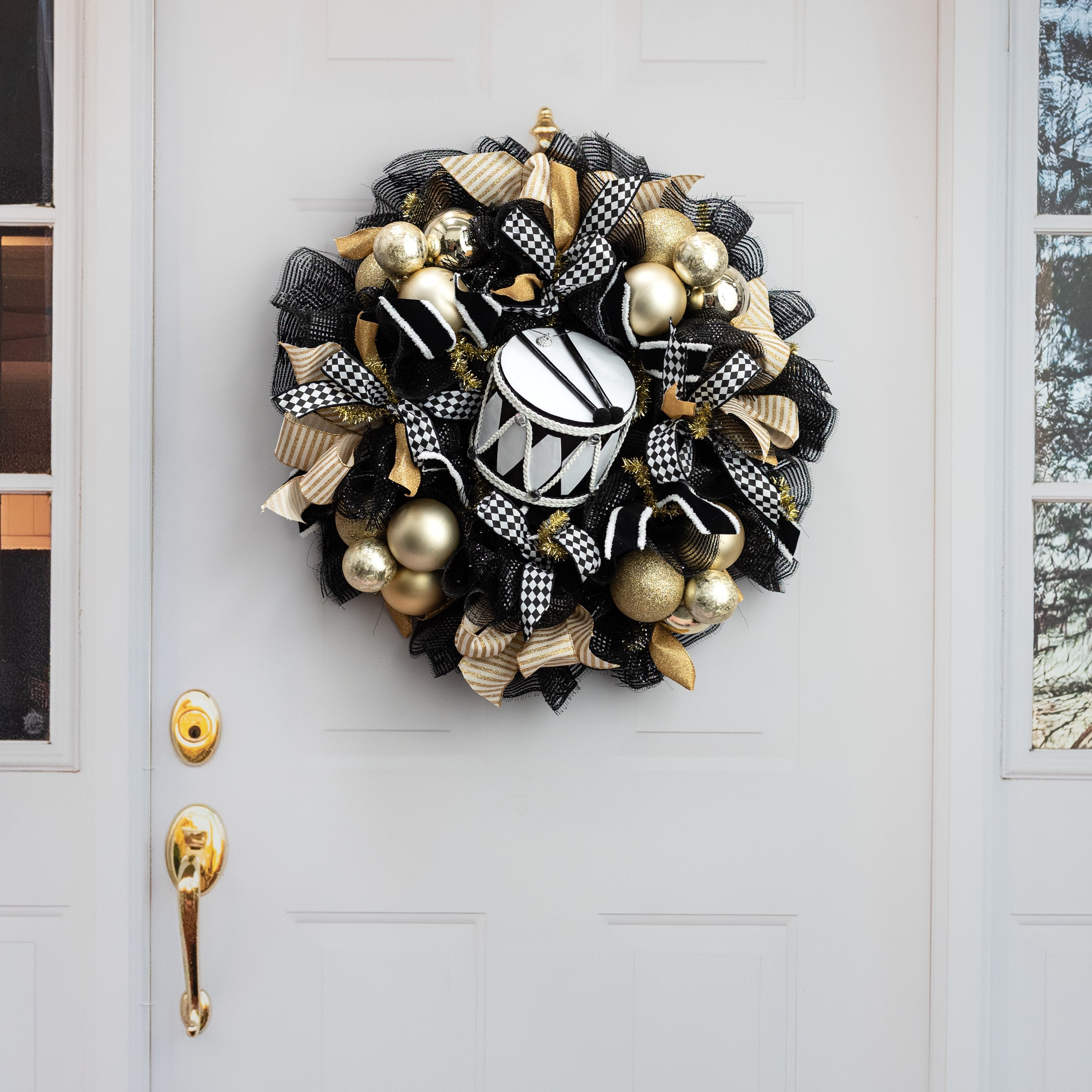 6" Harlequin Drum Ornament: Black & White detail photo 4