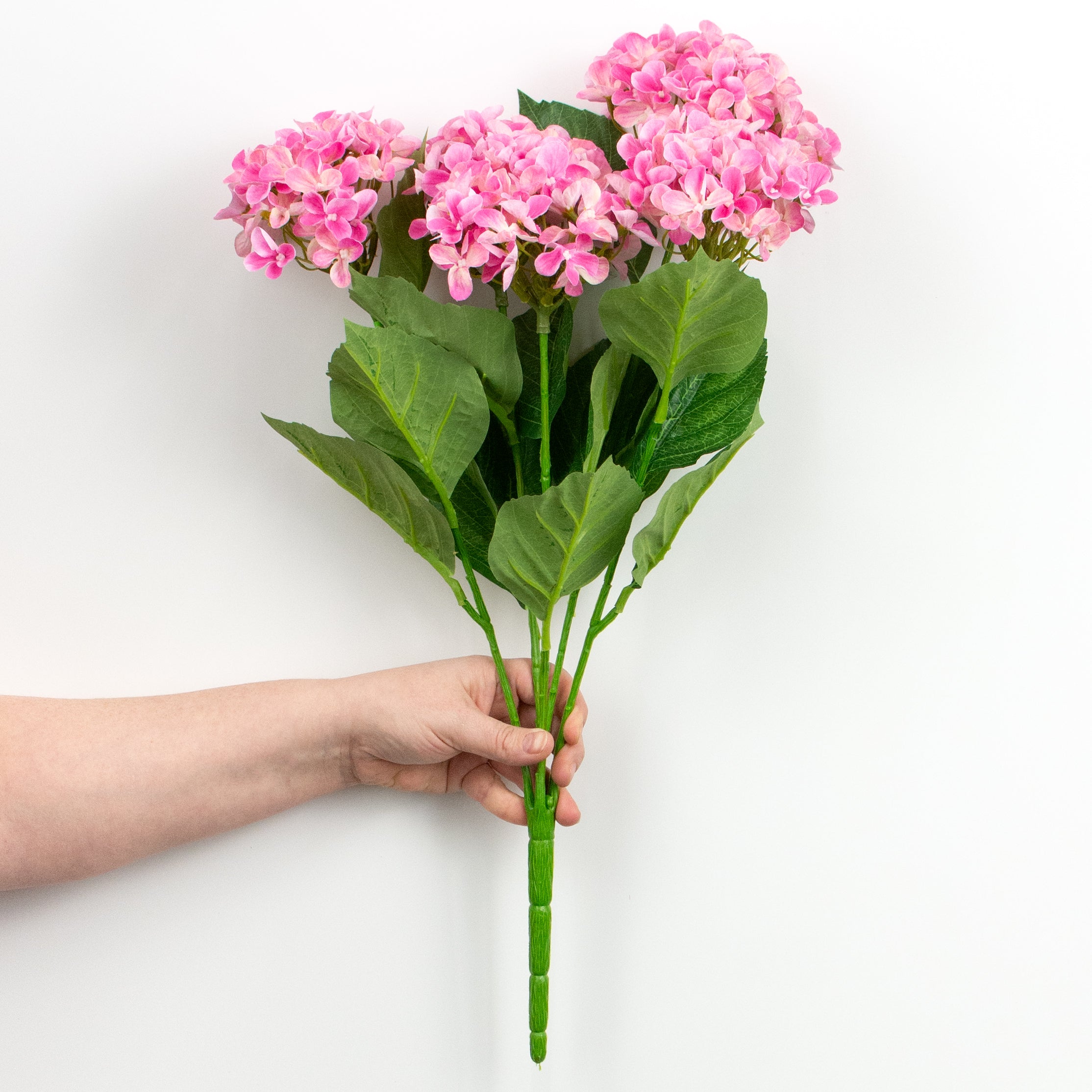 23" Hydrangea Bush: Fuchsia Pink detail photo 3
