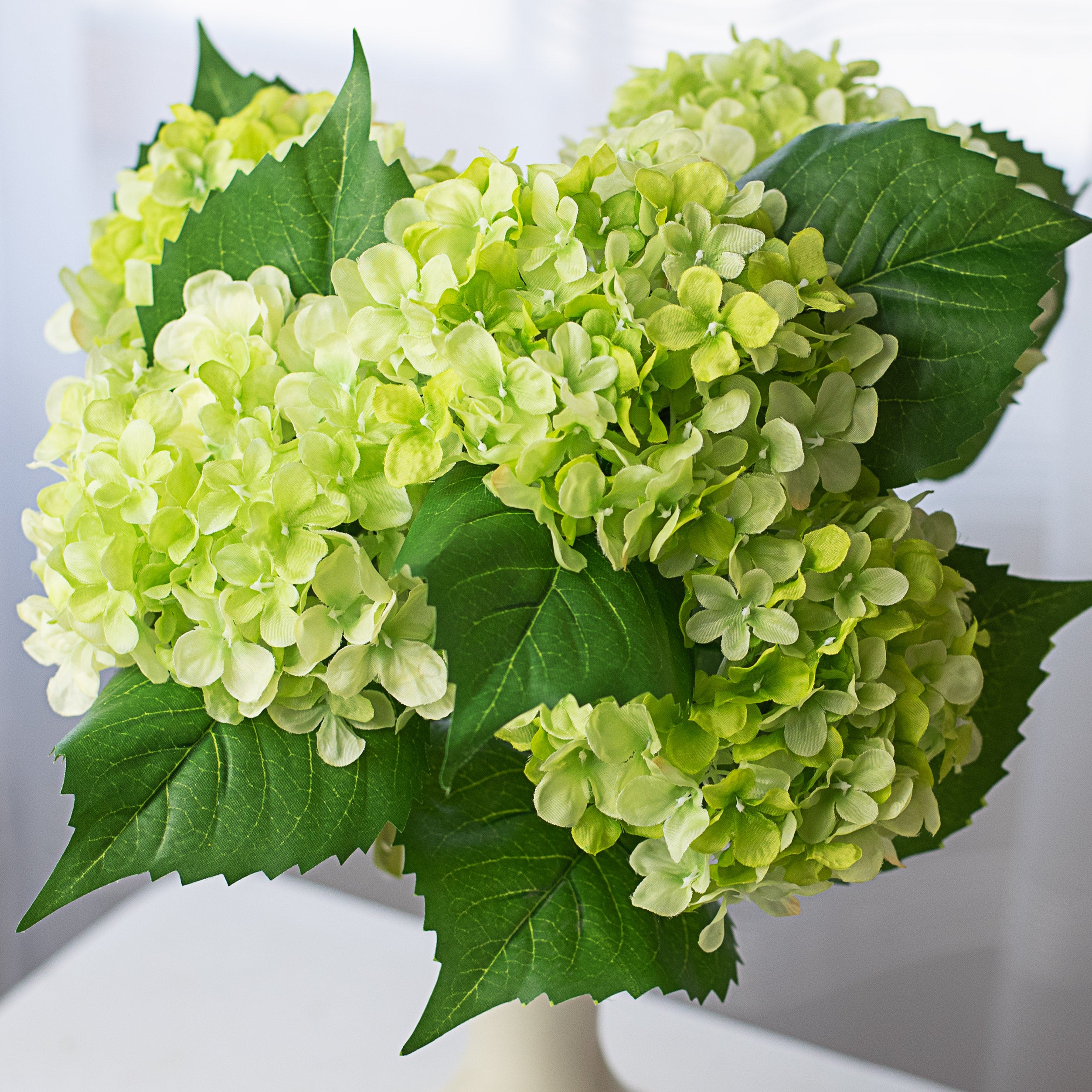 19" Hydrangea Bush: Green (5) Item Number: 30334GN
