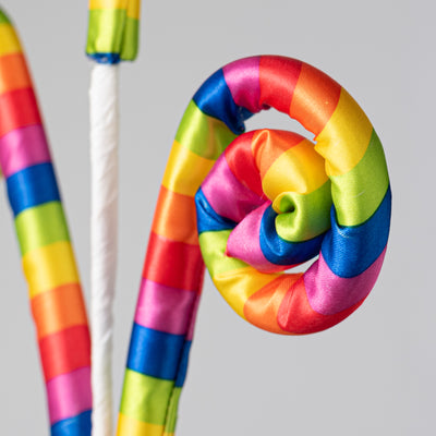 28" Spiral Curly Spray: Rainbow Stripe