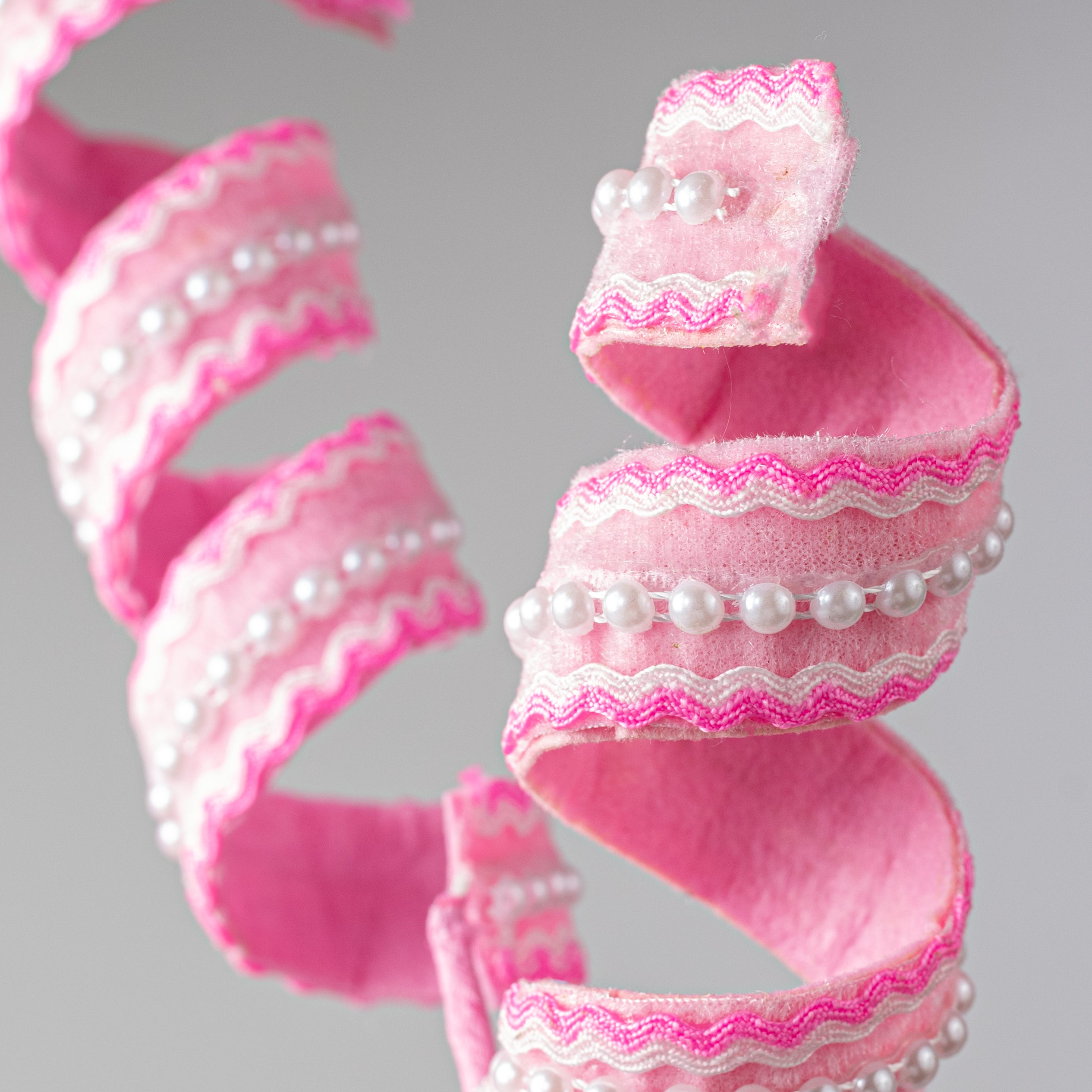 28" Pearls and Lace Frizzy Curly Spray: Pink