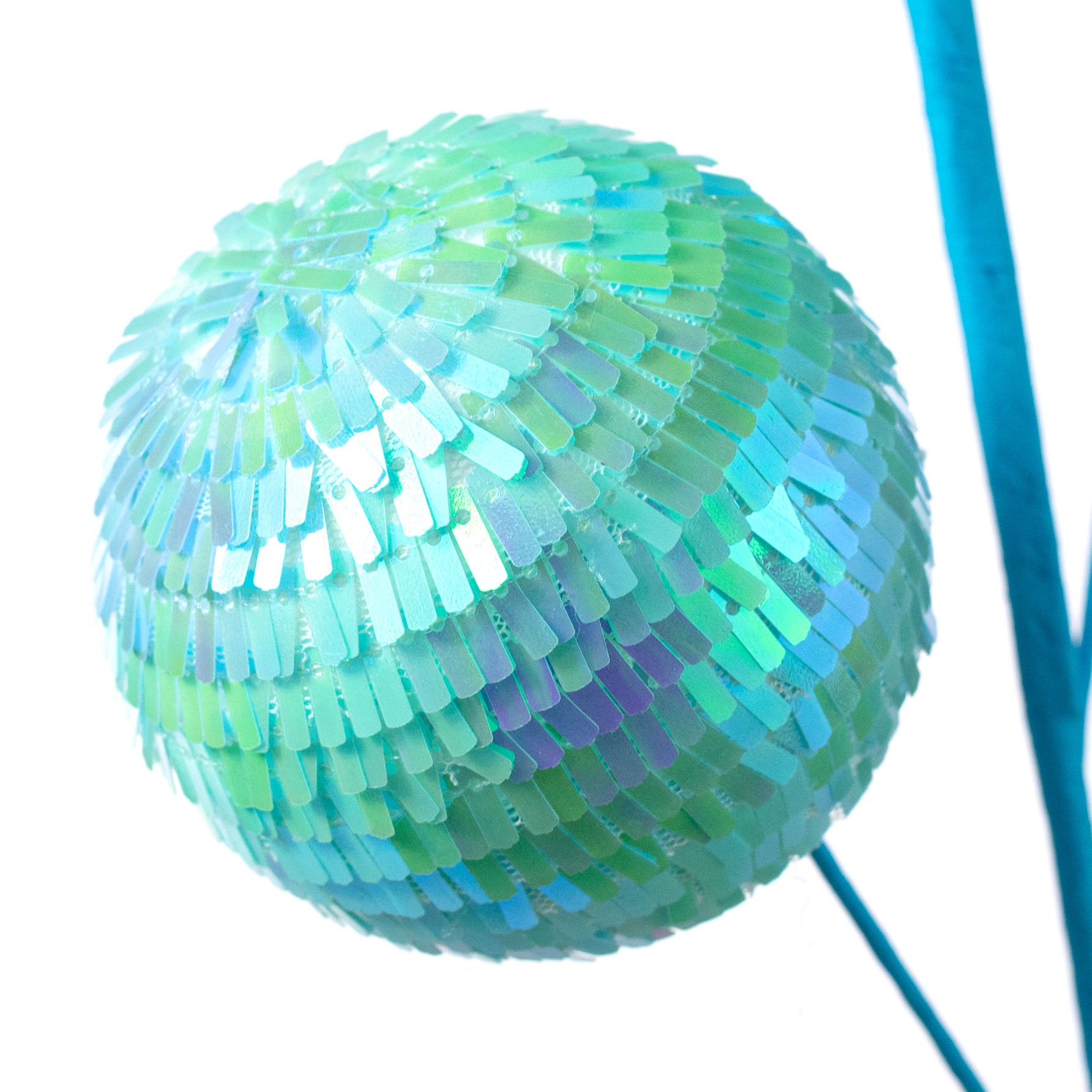 28" Sequin Ball Spray: Iridescent Blue