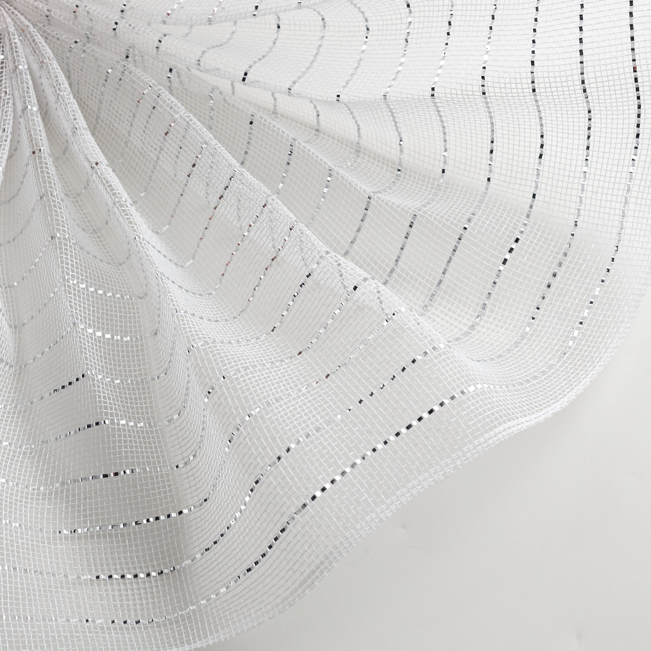 10" Metallic Fine Weave Deco Mesh: White & Silver