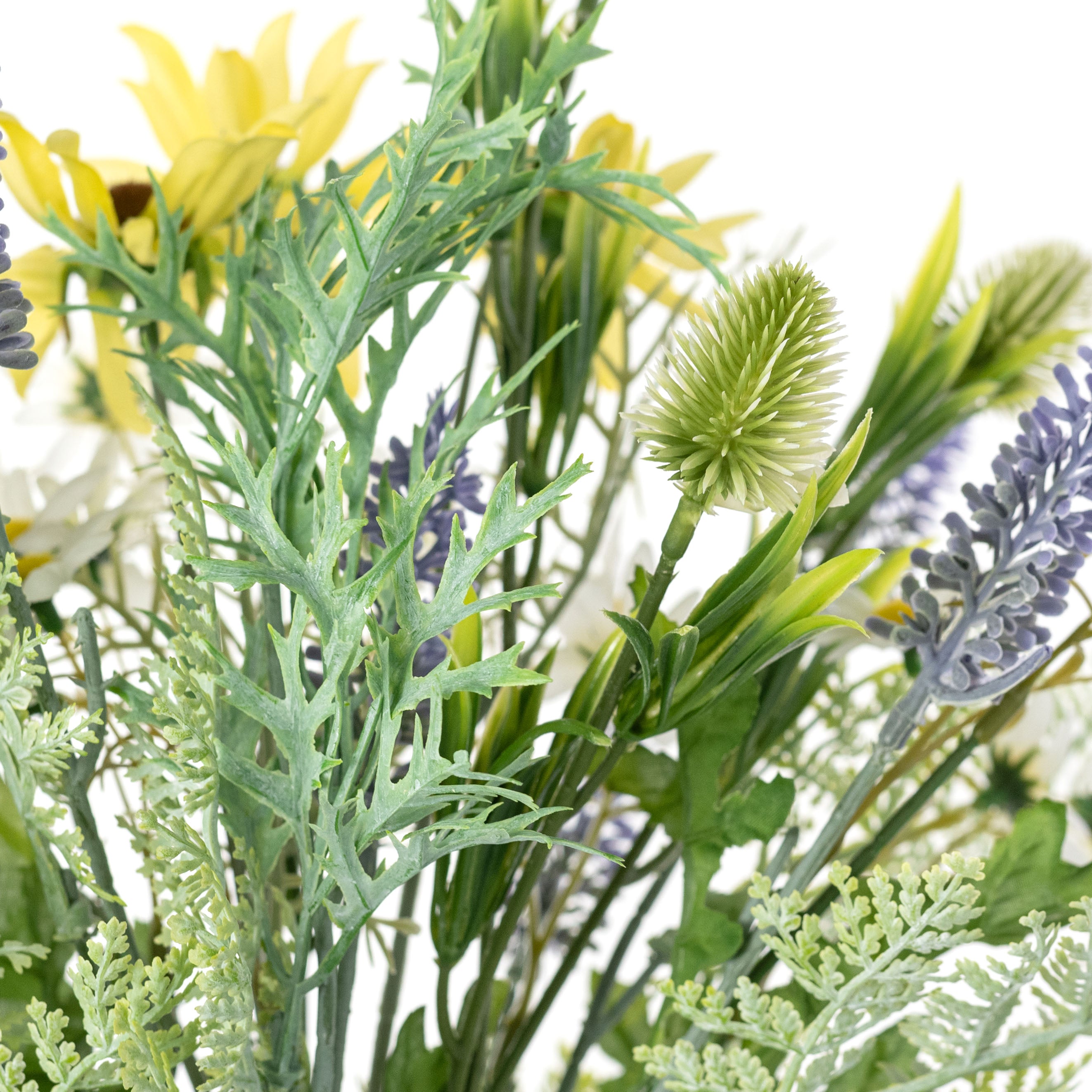 20" Mixed Daisies & Lavender Floral Bundle