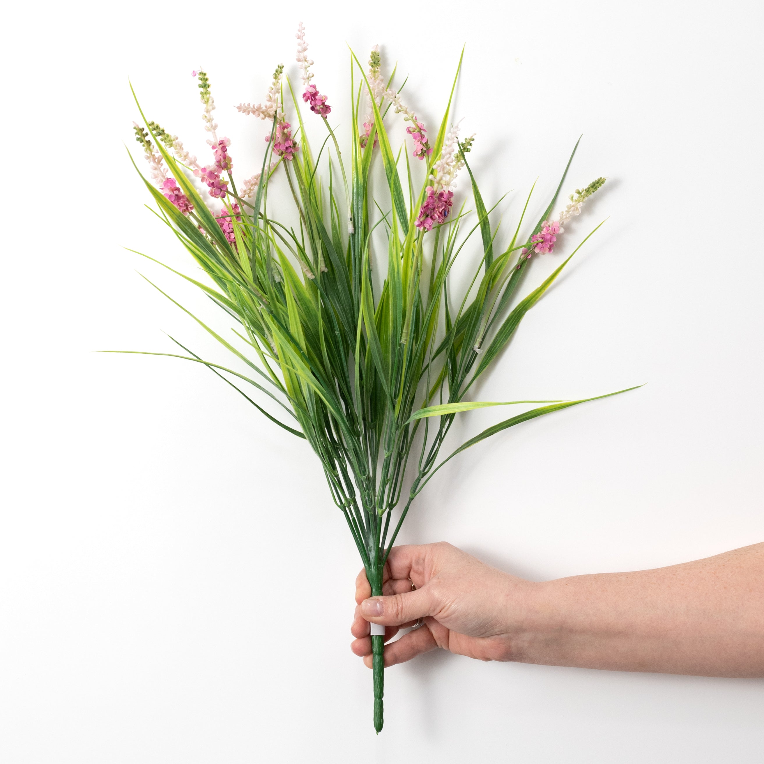 20" Lavender Bush: Pink (14 Stem)