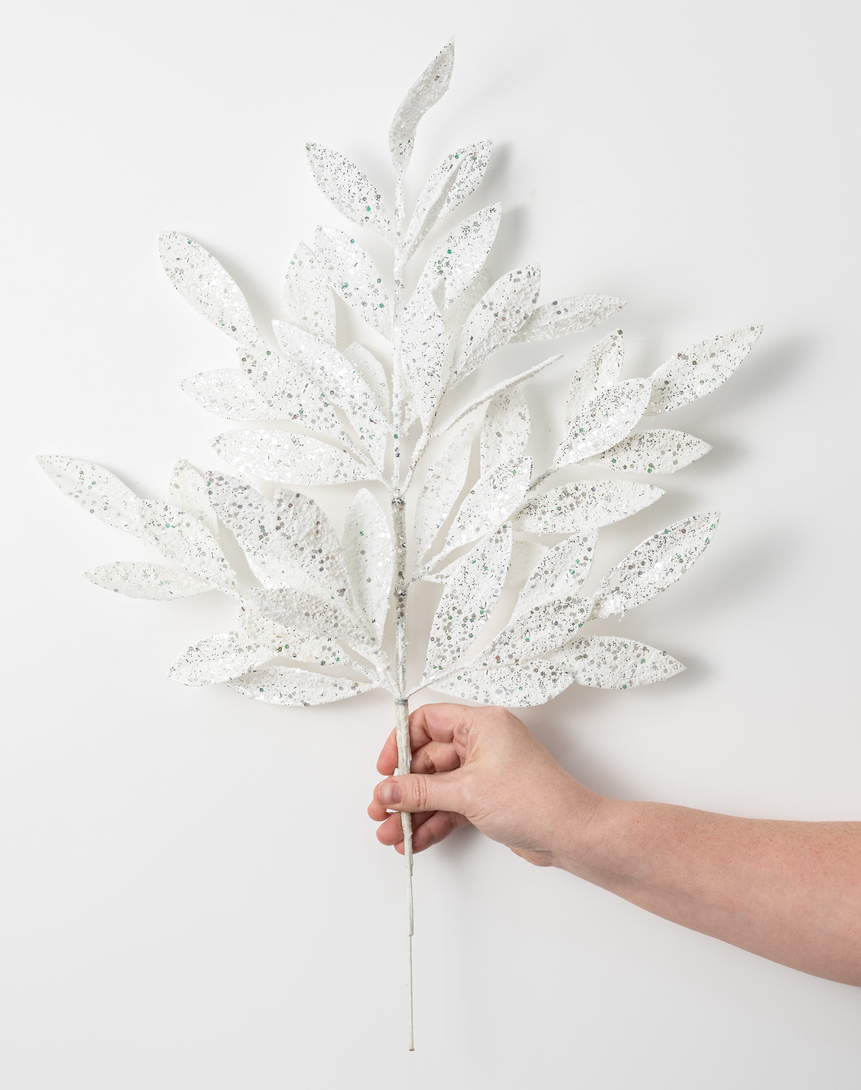23" Bay Leaf Glitter Spray: White & Silver