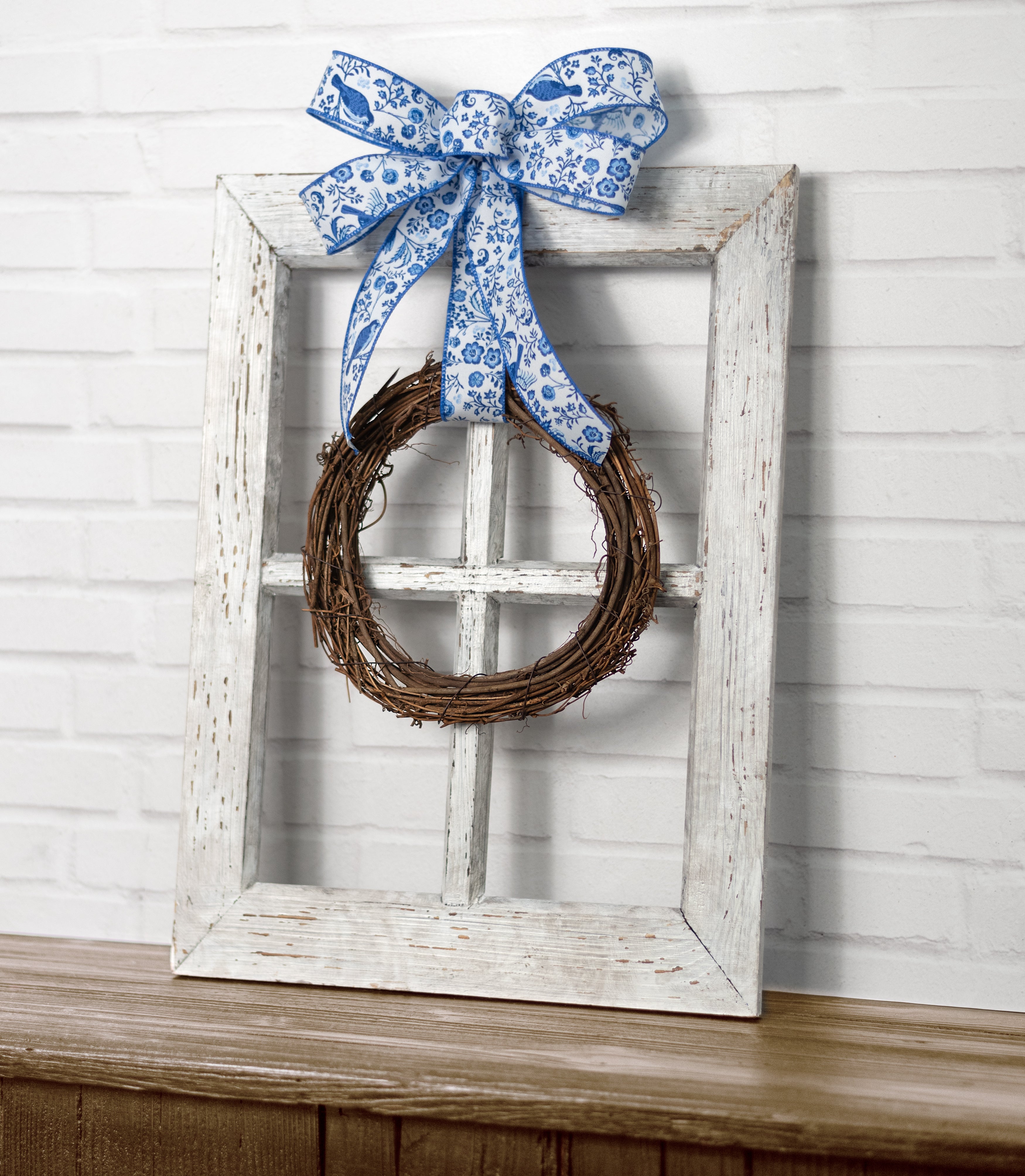 9" Angel Vine Cabinet Wreath