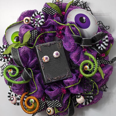 8.25" Spell Book with Eyeballs (Lights Require USB Power)