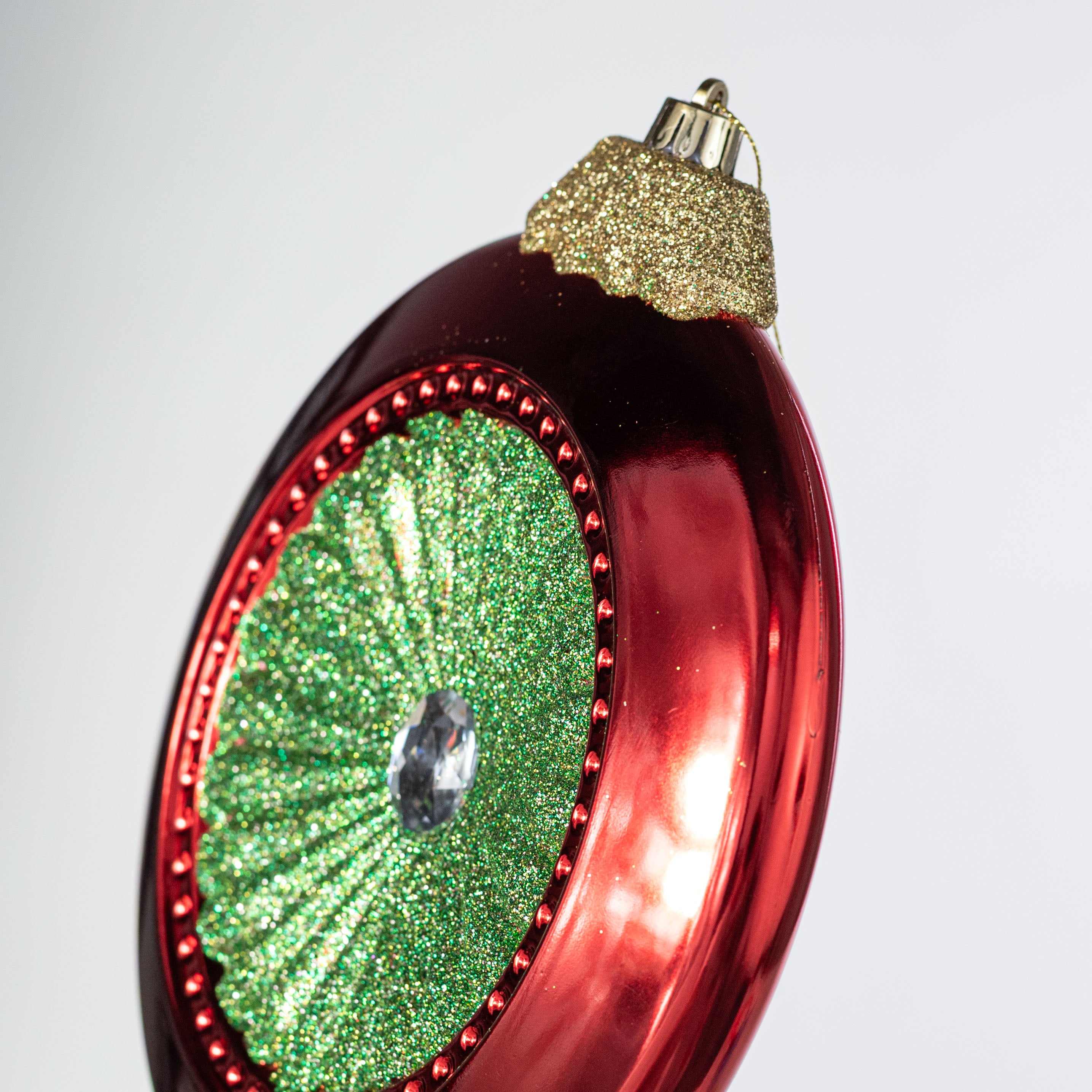 8" Glittered Disc Flat Ornament: Red & Green