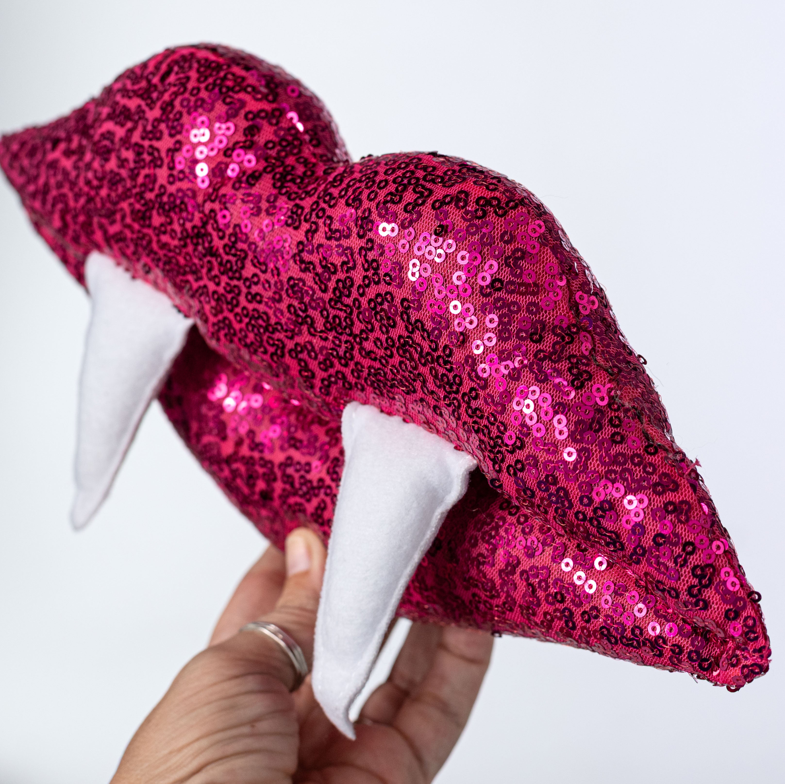 12" Plush Metallic Vampire Lip Accent: Fuchsia Pink