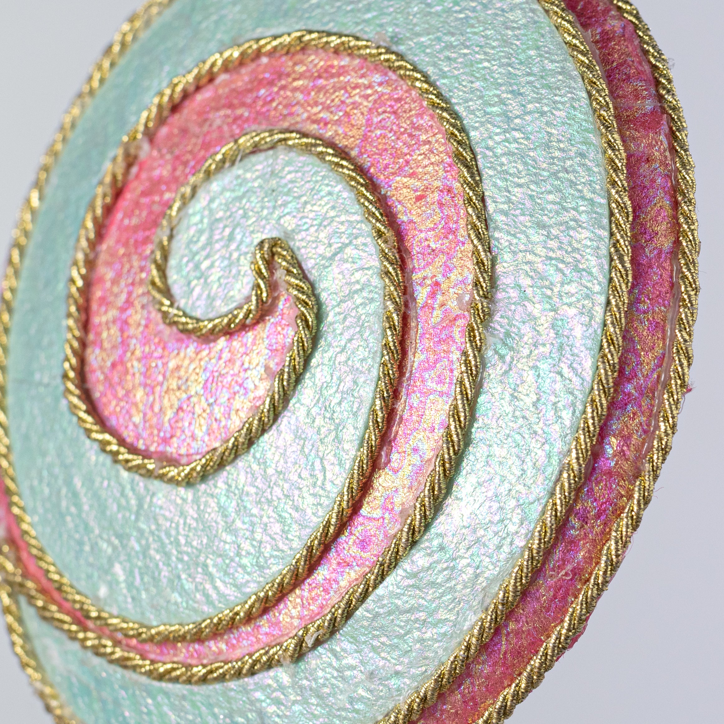 7" x 20" Lollipop Swirl Spray: Mint Blue & Pink