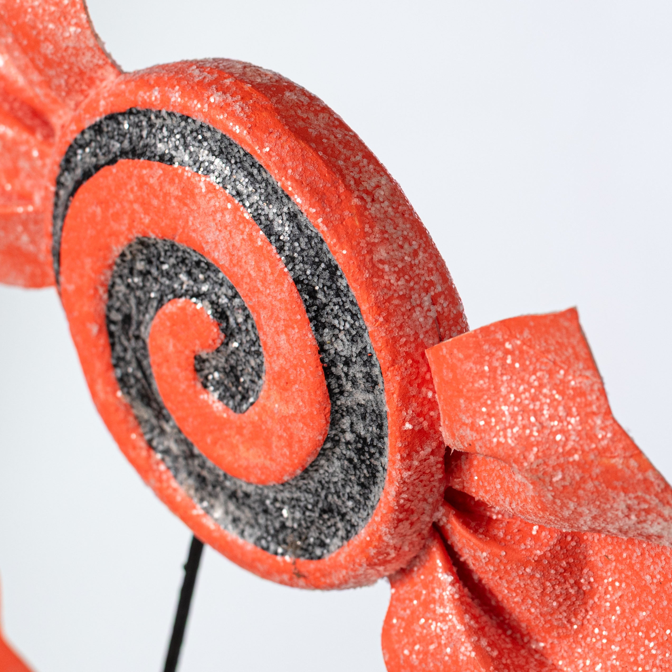 28" Swirl Candy Spray: Orange & Black