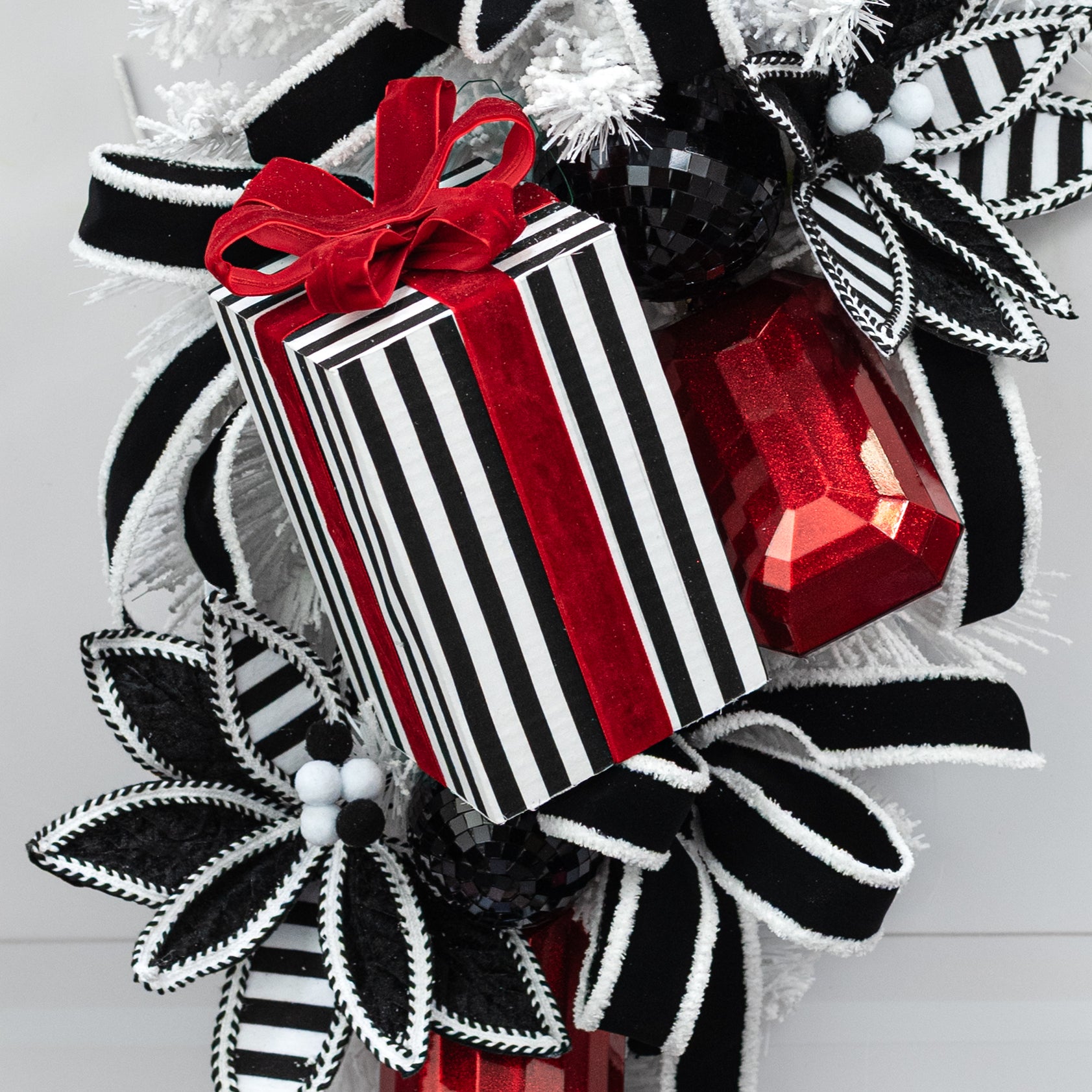 10" Stripe Gift Box Decoration: Black & White