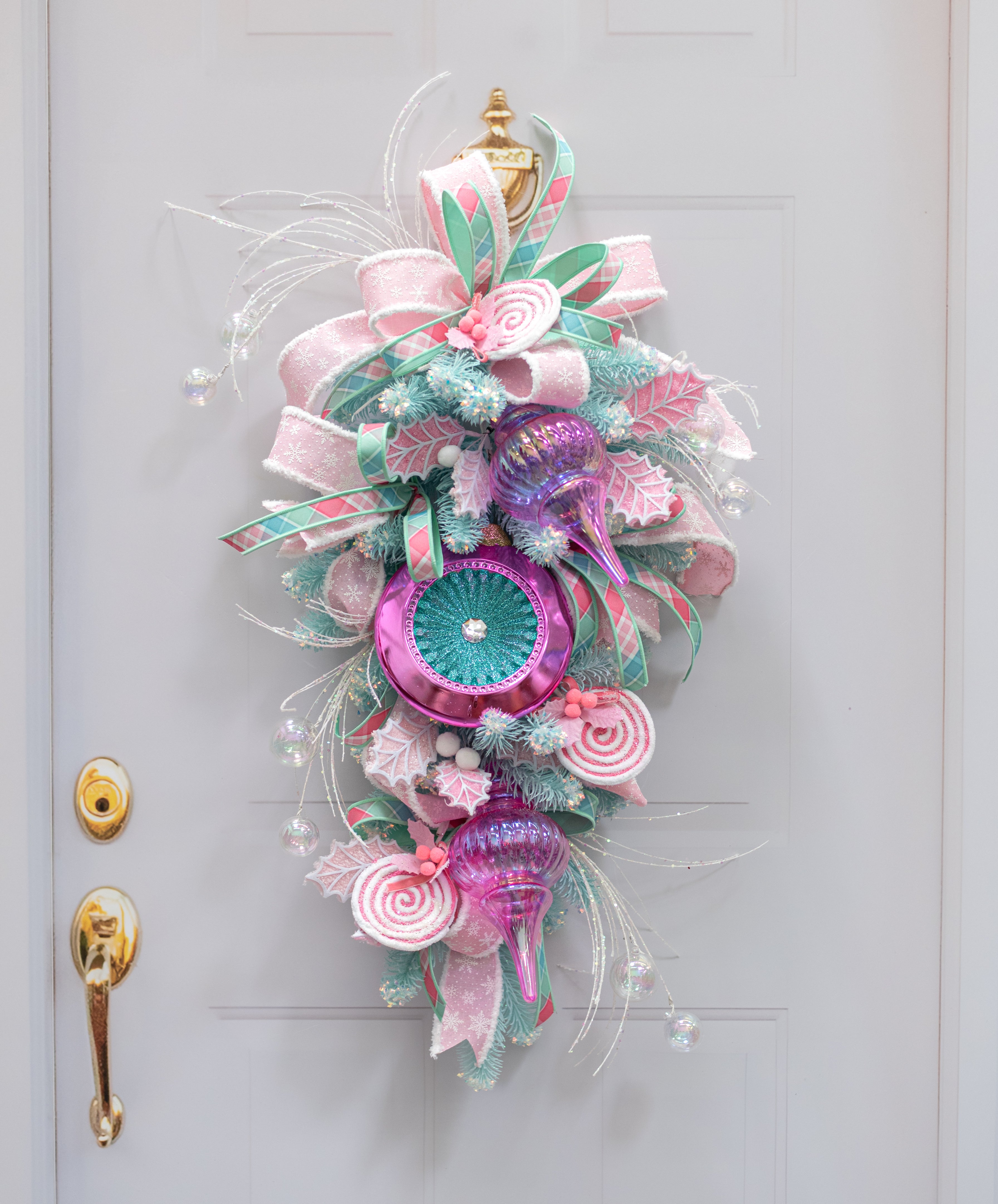 10" Iridescent Finial Ornament: Pink