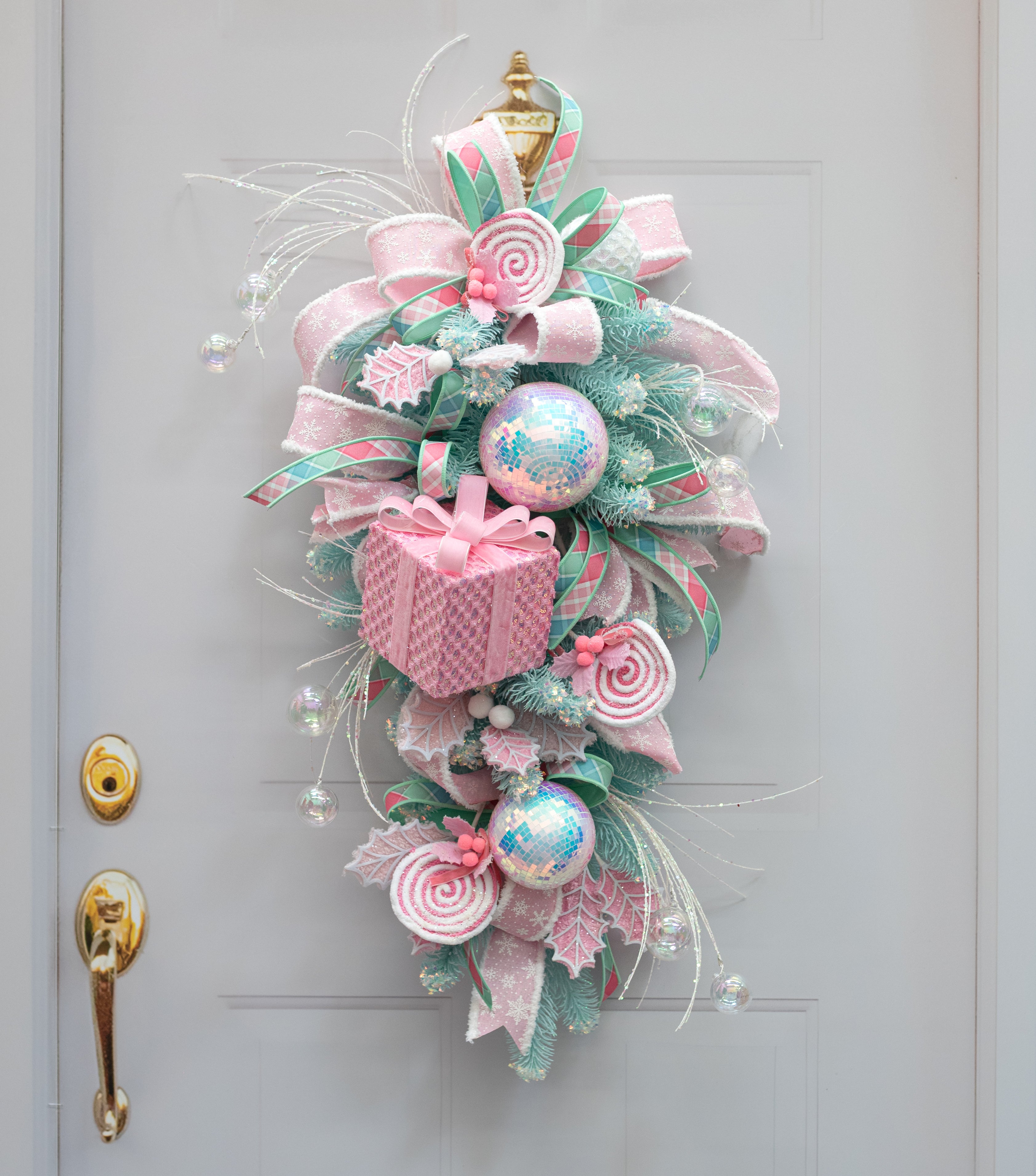 6.75" Mesh Sequin Gift Box Decor: Iridescent Pink