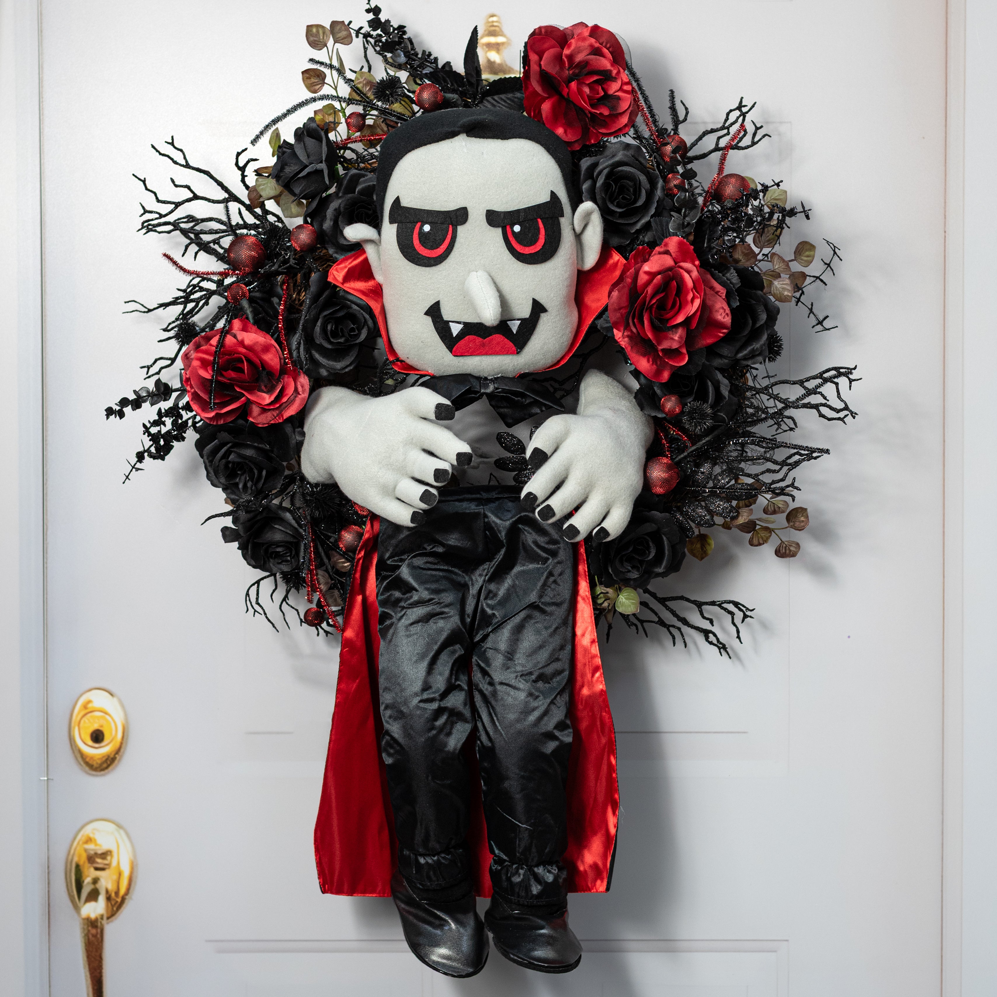 26" 4-Piece Vampire Decor Kit