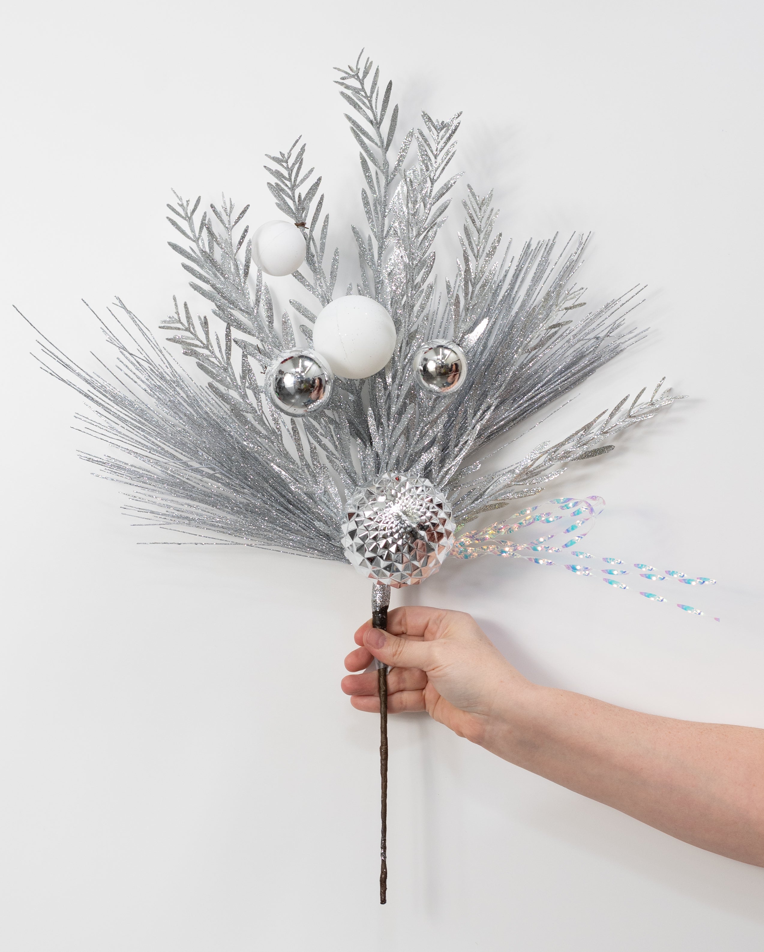 24" Mixed Needle Pine & Metallic Ball Spray: Silver & White