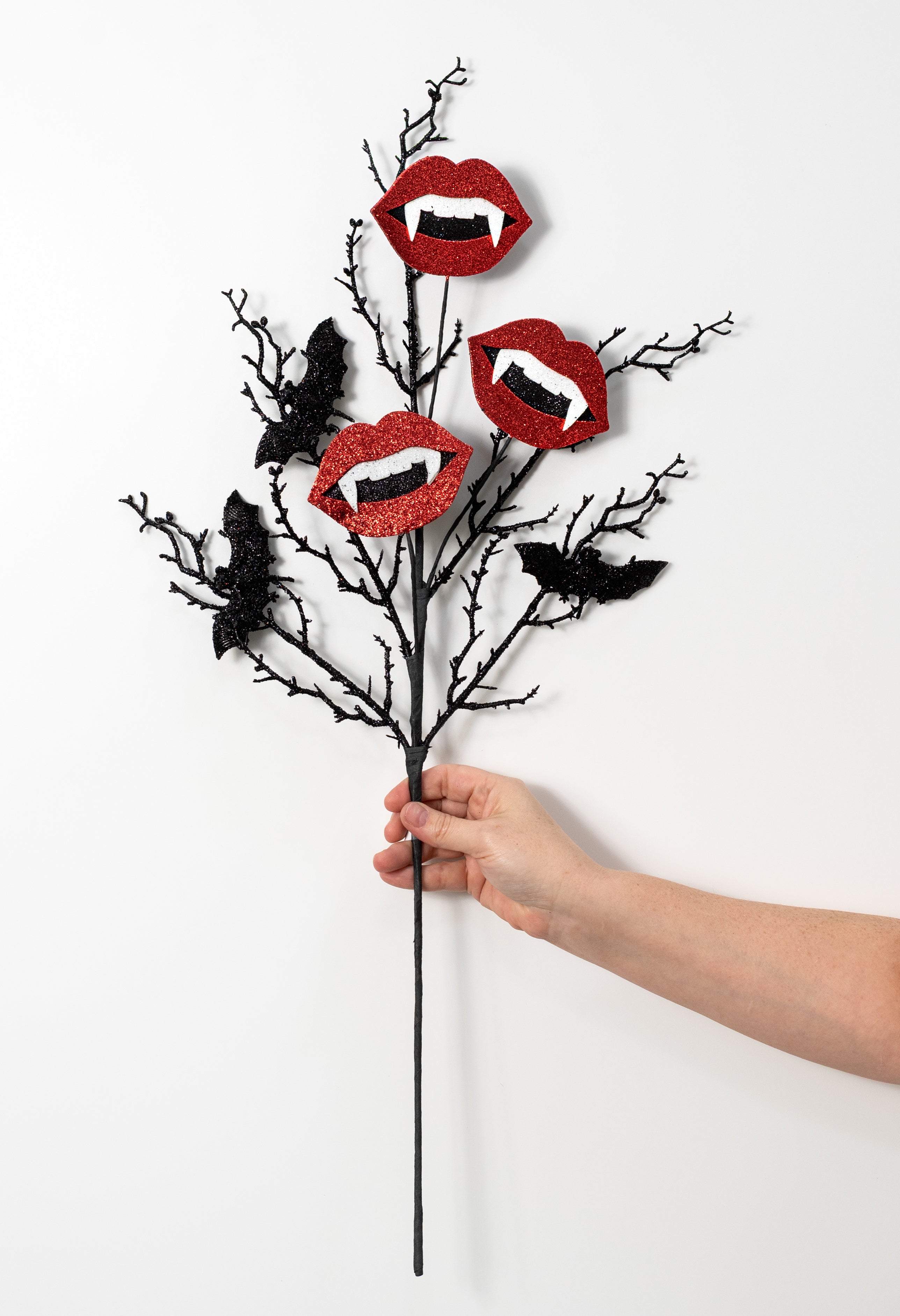 28" Glittered Foam Bats, Twigs & Vampire Lips Spray: Red
