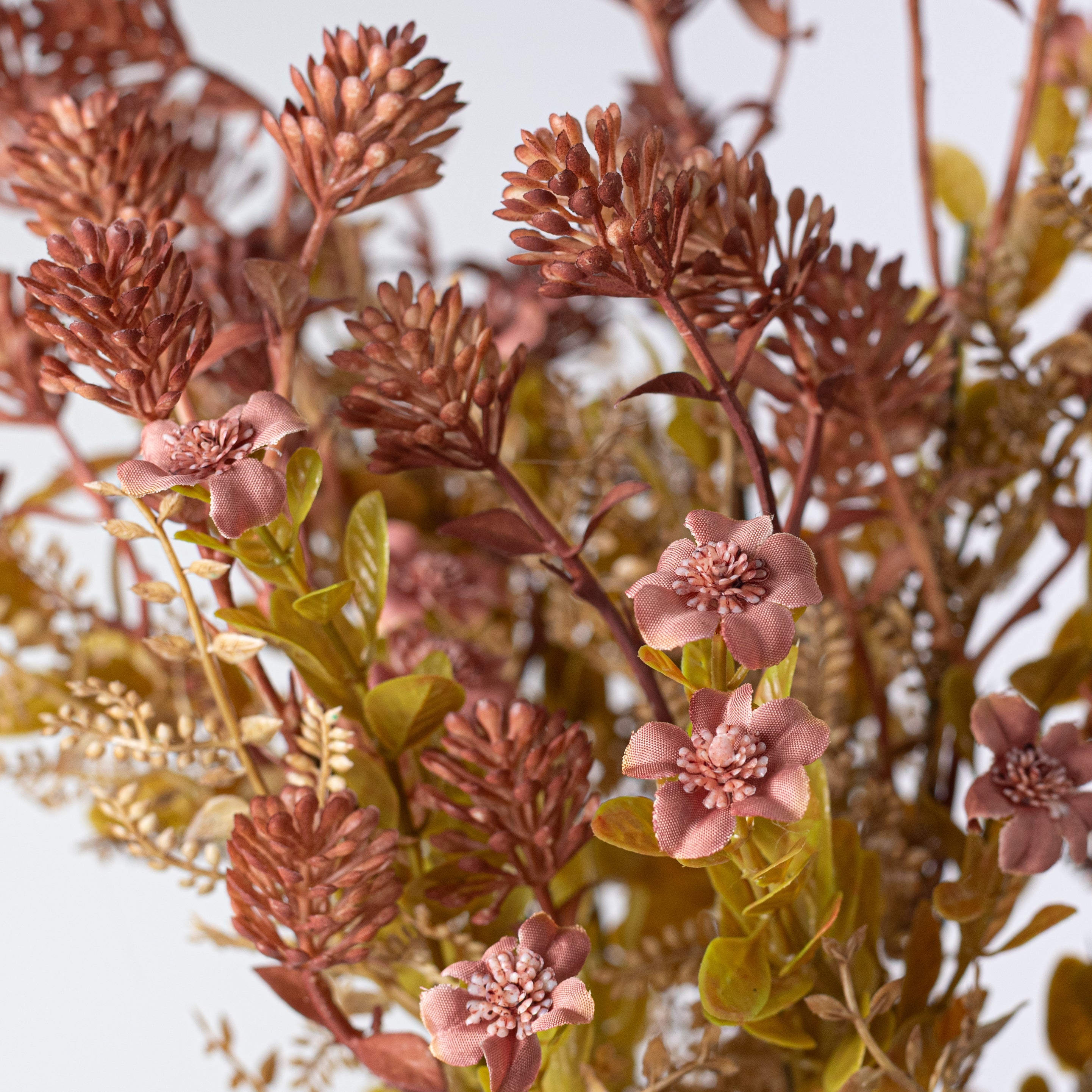 18" Mixed Plastic Amaranth & Leaves Bush: Mauve