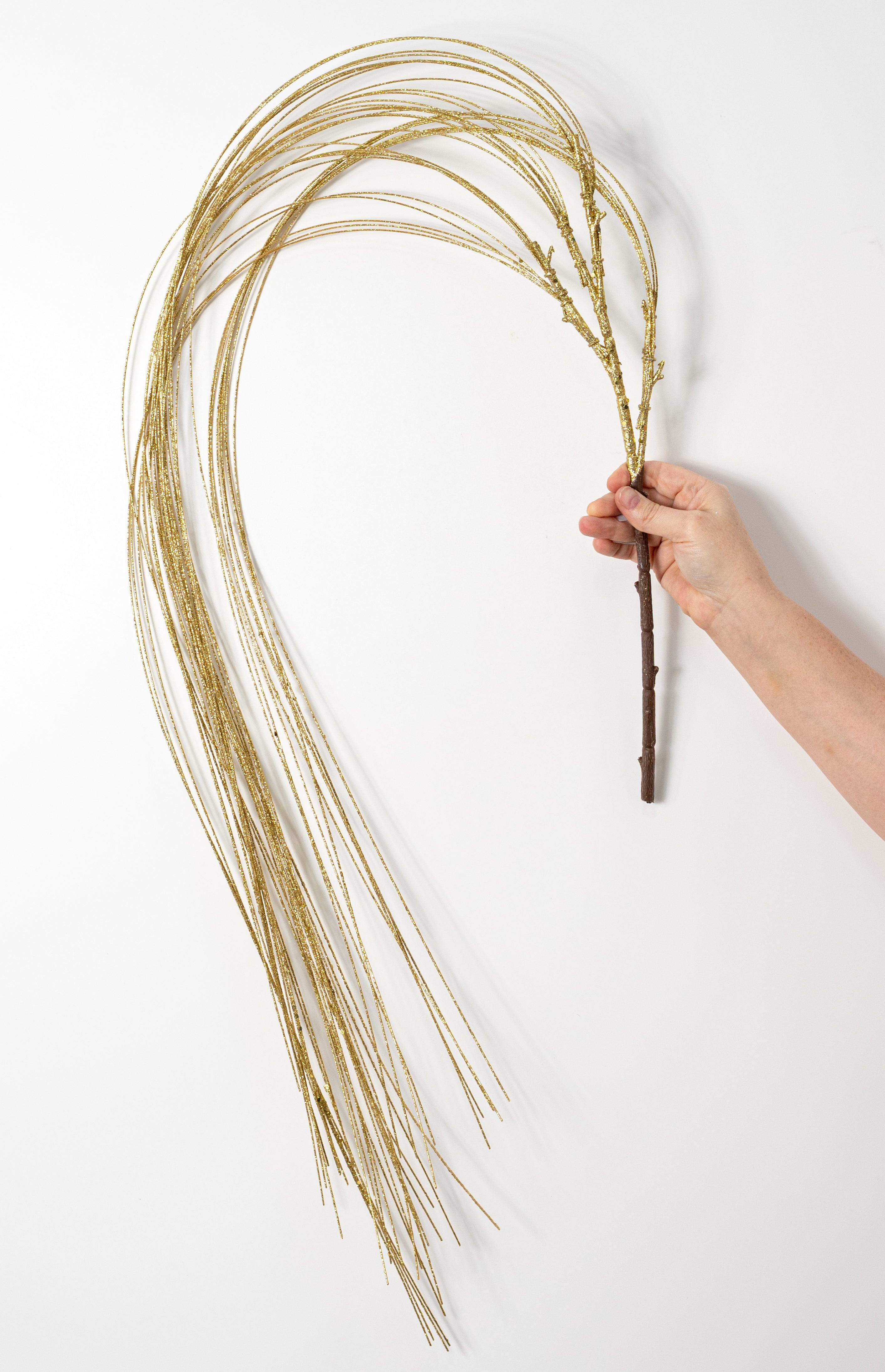 55" Glitter Fishline Hanging Spray: Gold