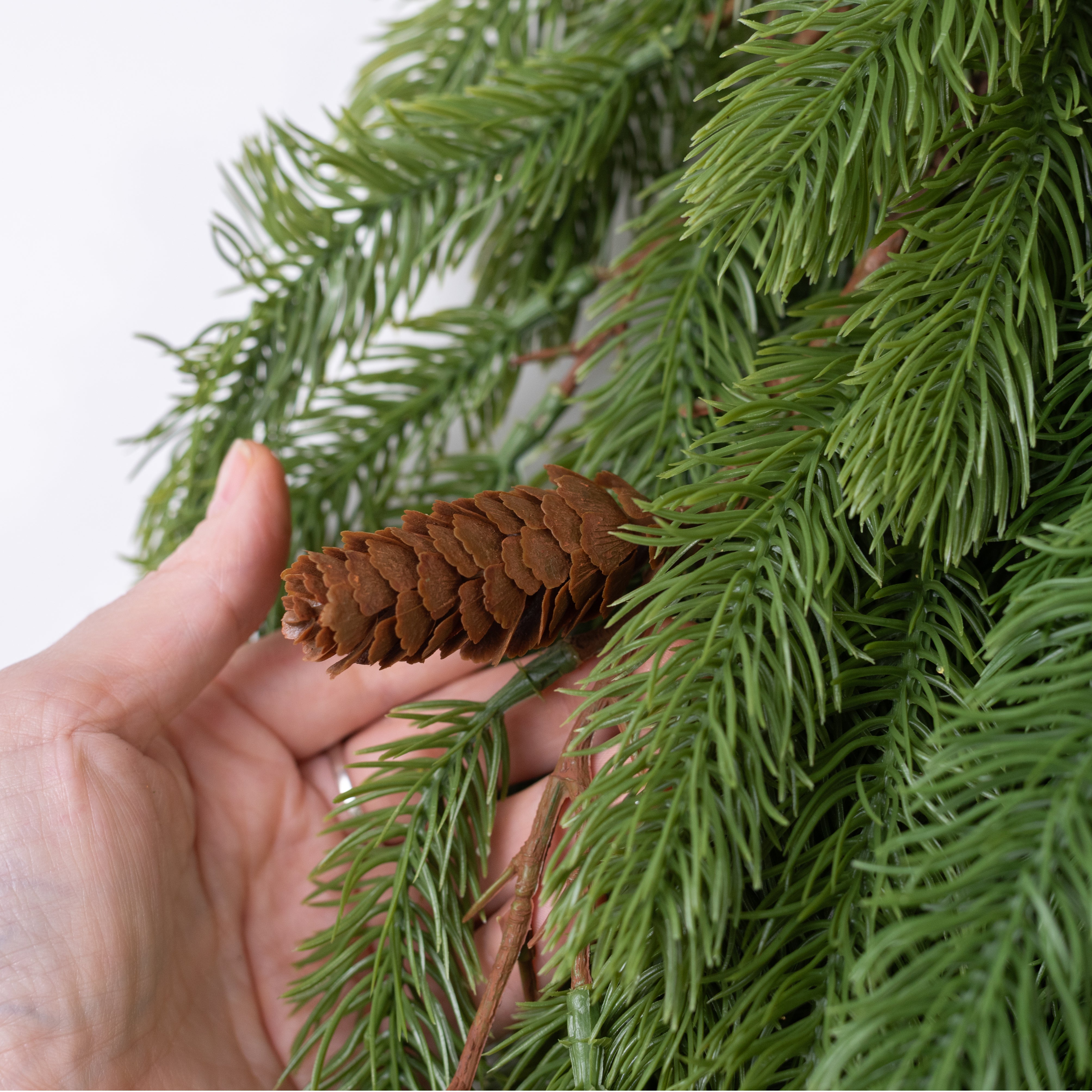 36" Sitka Pine & Pinecone Teardrop: Evergreen