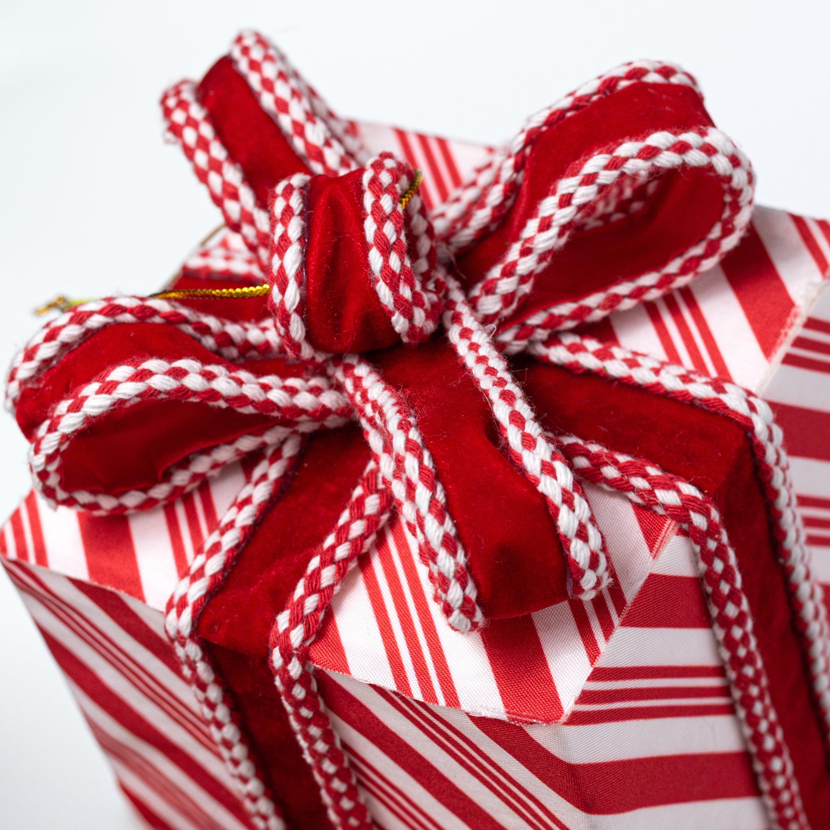 9" Stripe Gift Box Decor: Red & White Peppermint