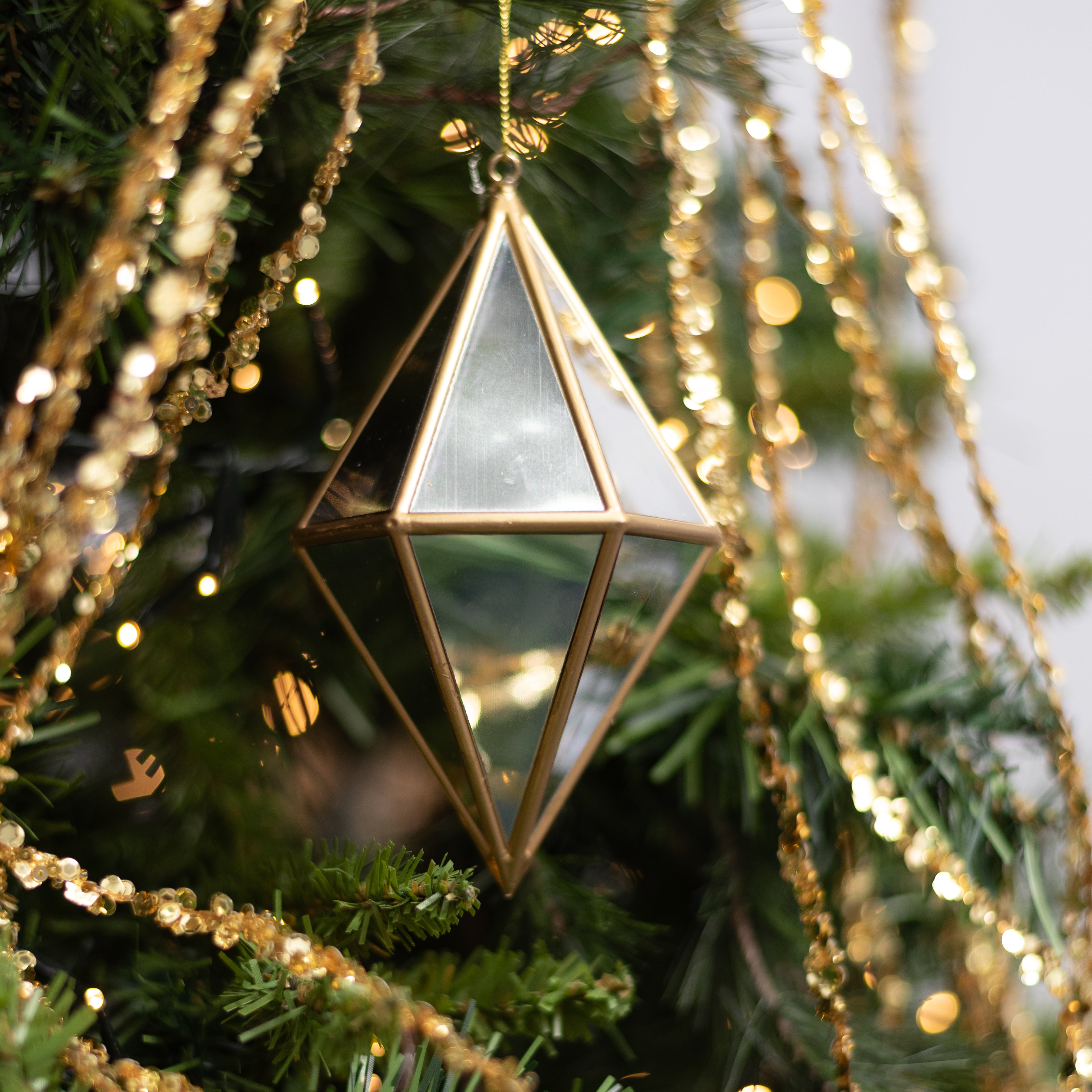 6" Mirror Prism Ornament: Gold & Silver