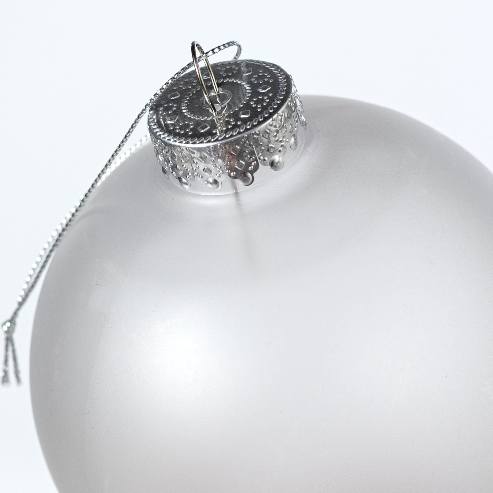 100MM Plastic Ball Ornament: Frosted Clear Translucent (Set of 4)