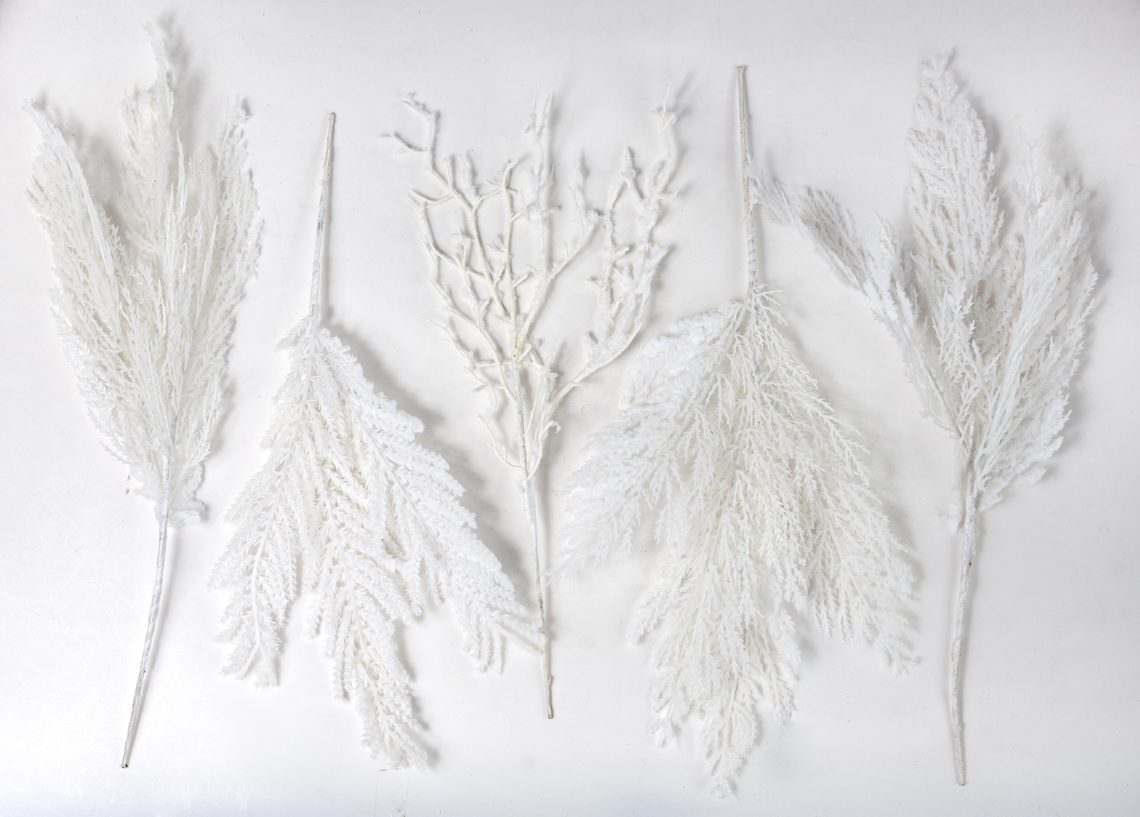 19" Snowy Cedar Bundle: Flocked White (5 Stems)