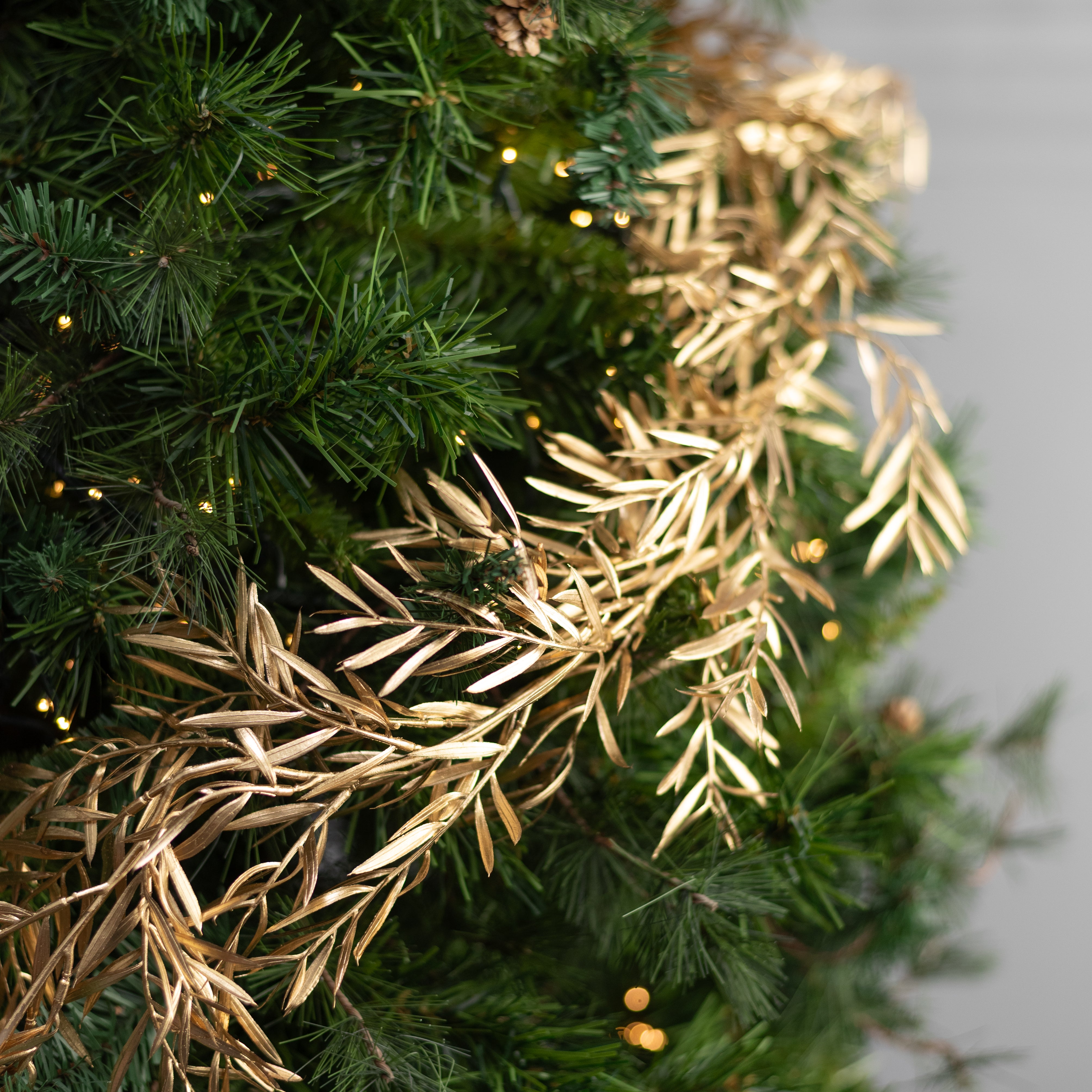 6' Shiny Willow Leaves Garland: Matte Metallic Gold