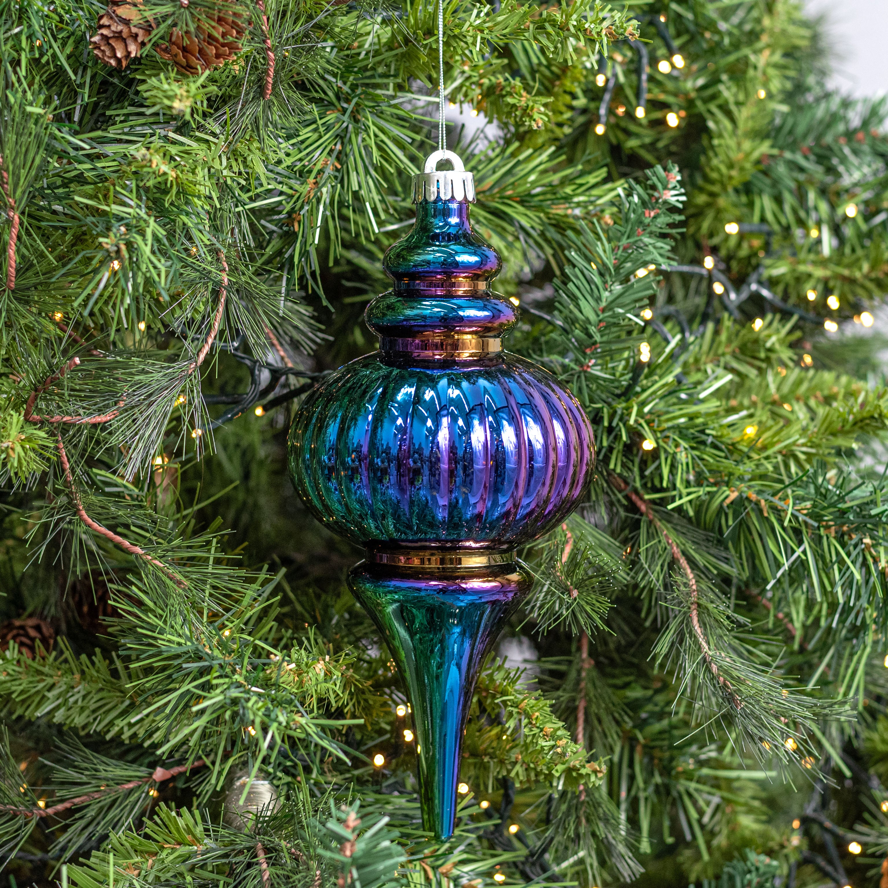 10" Finial Ornament: Iridescent Black