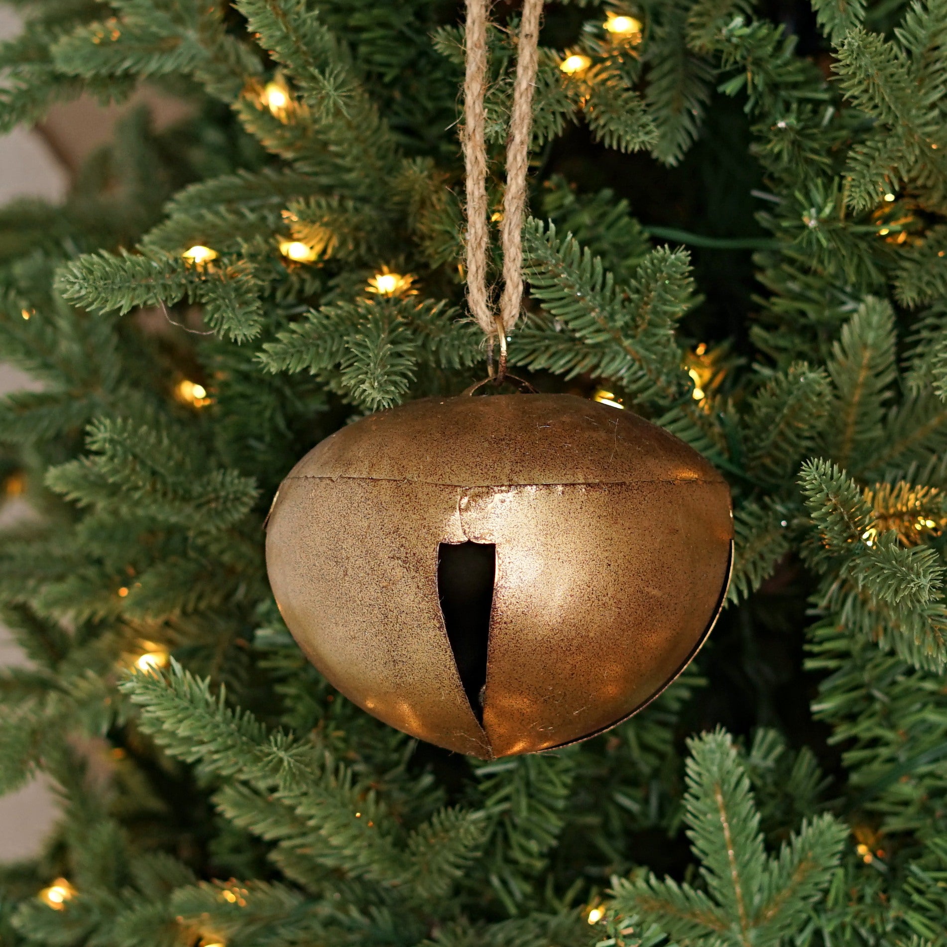 5" Sleigh Bell Ornament: Antique Gold
