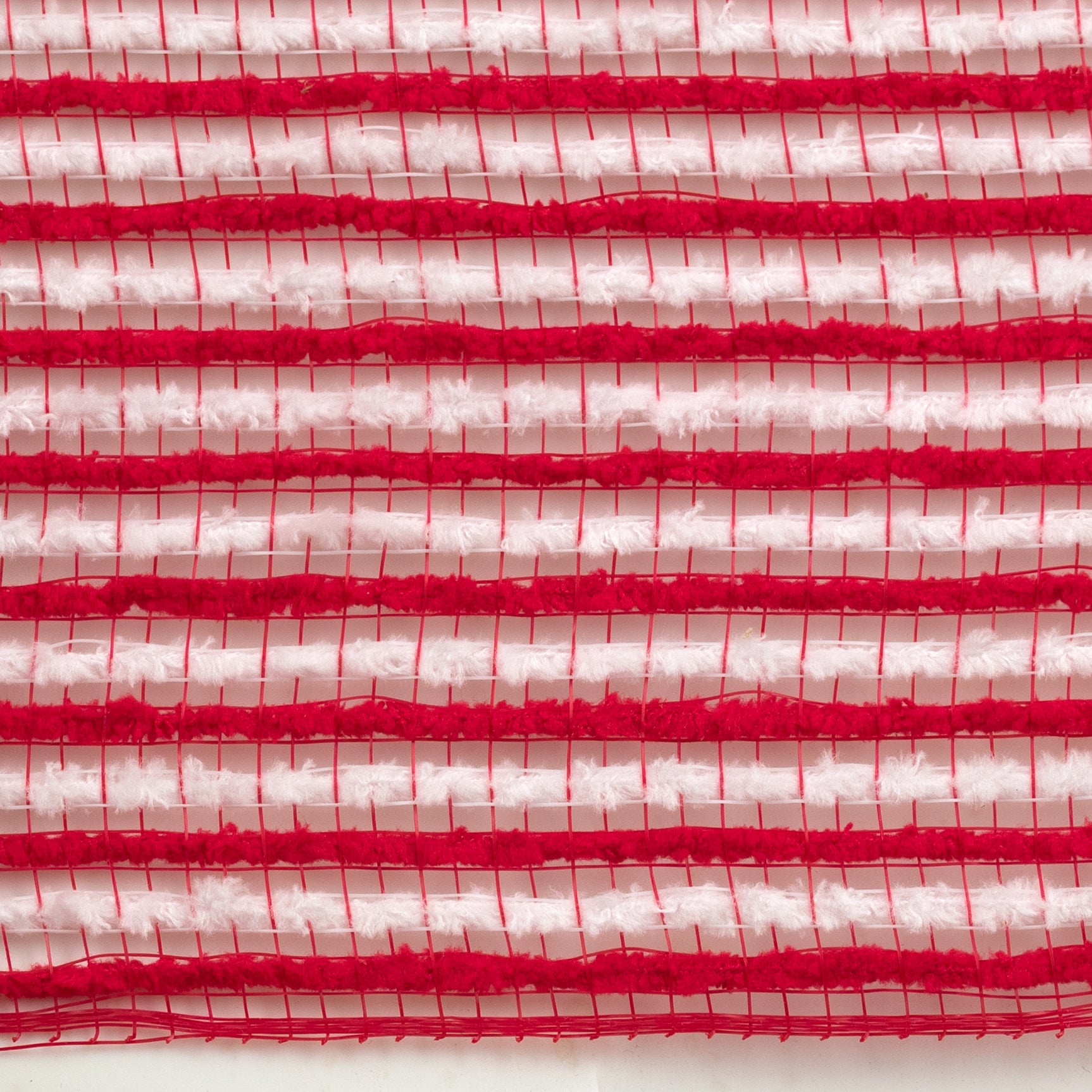 10" All Snow Fuzz Mesh: Red & White Stripes (10 Yards)