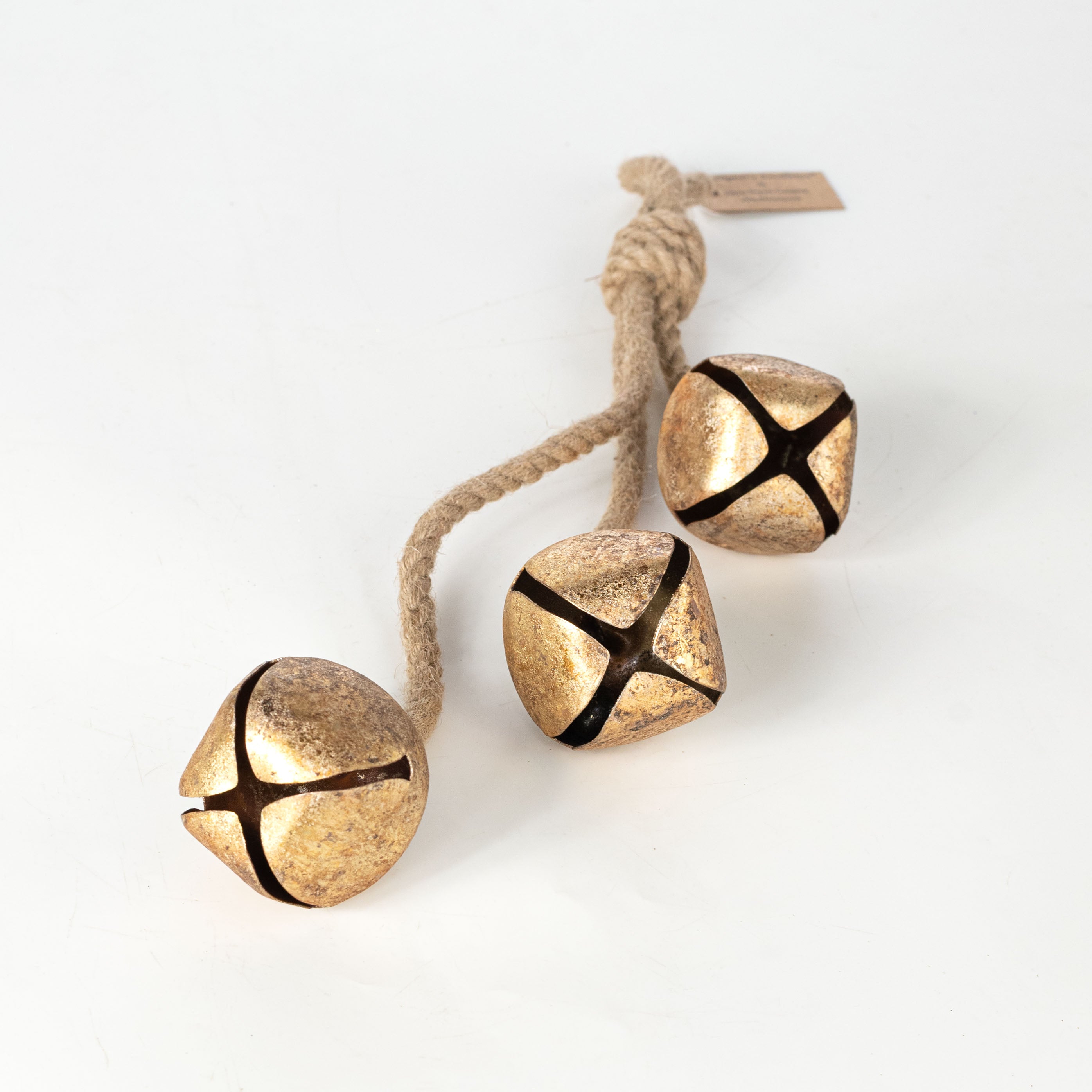 18" Jingle Bell Hanger Ornament: Antique Gold