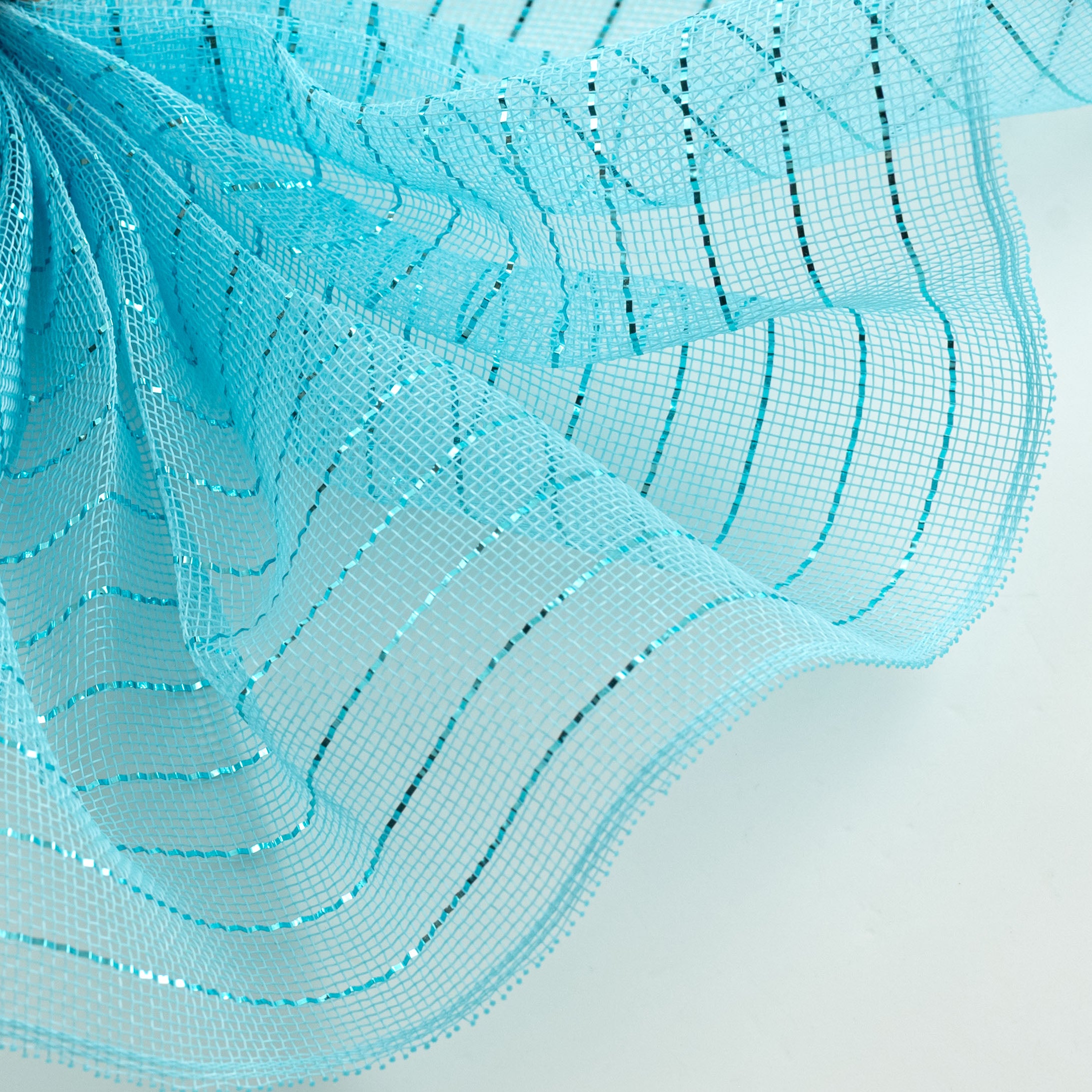 10" Metallic Fine Weave Deco Mesh: Light Blue