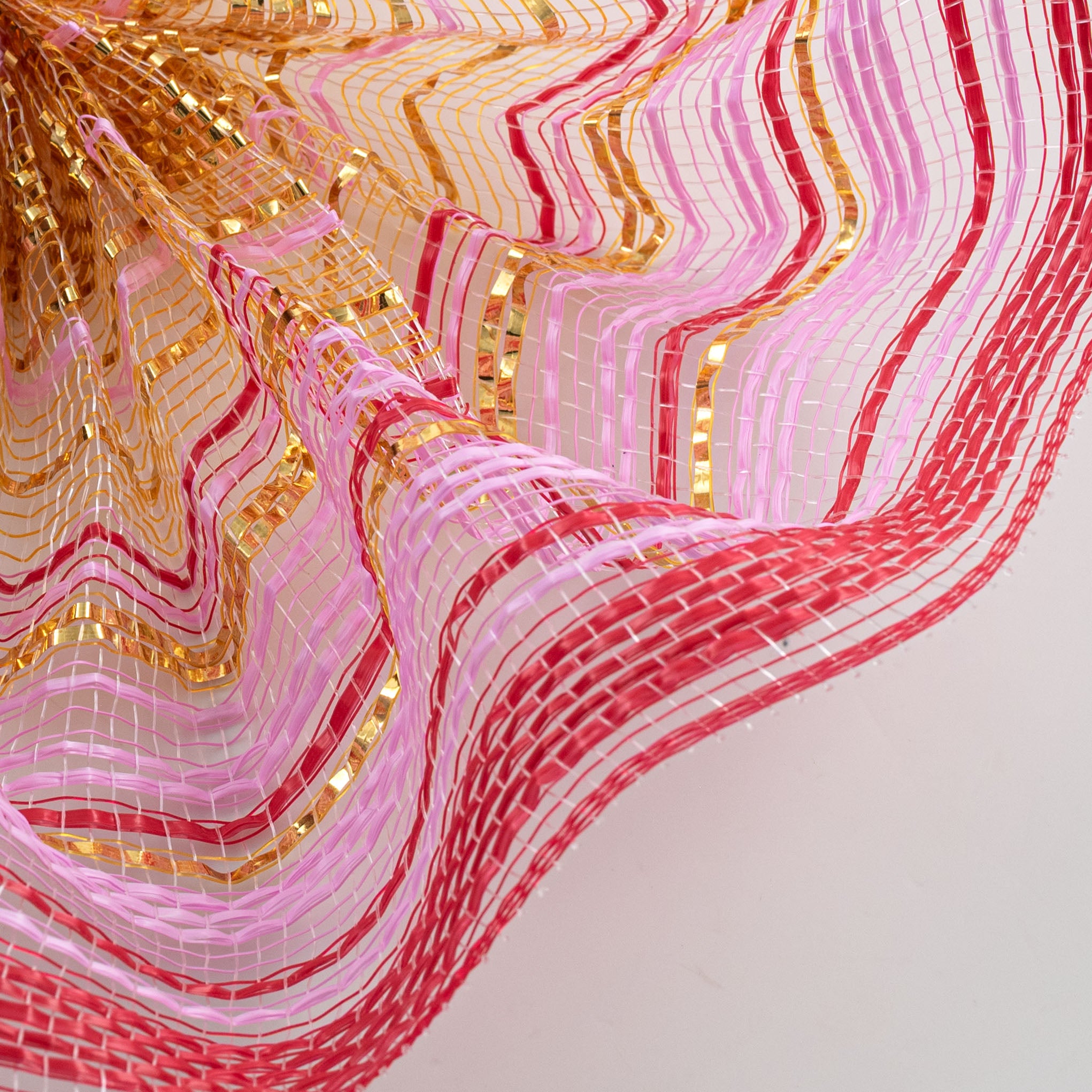 10" Vertical Wide Strip Ombré Mesh: Red, Pink & Metallic Gold