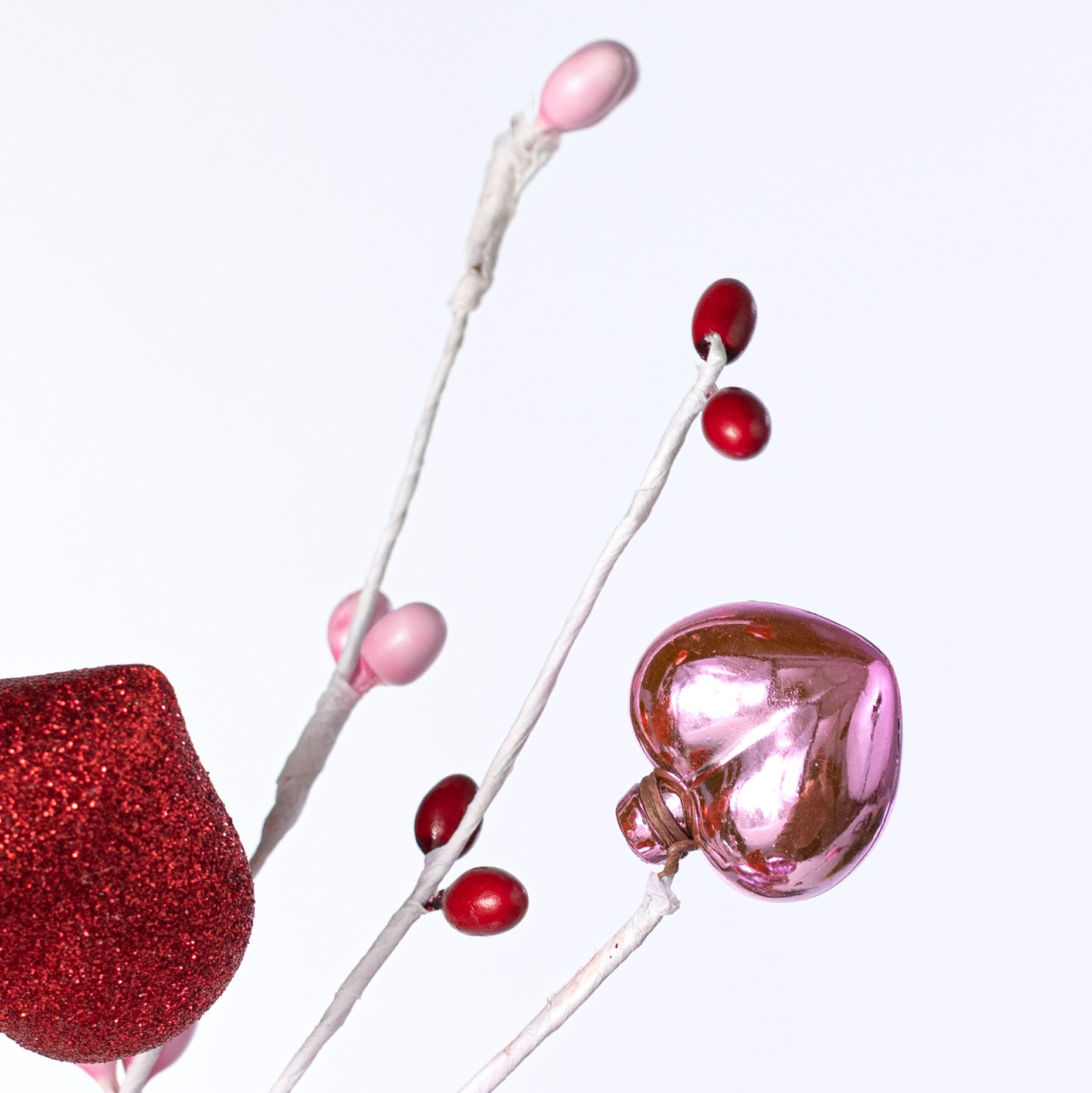 19" Valentine Hearts & Pips Pick: Pink, Silver & Red
