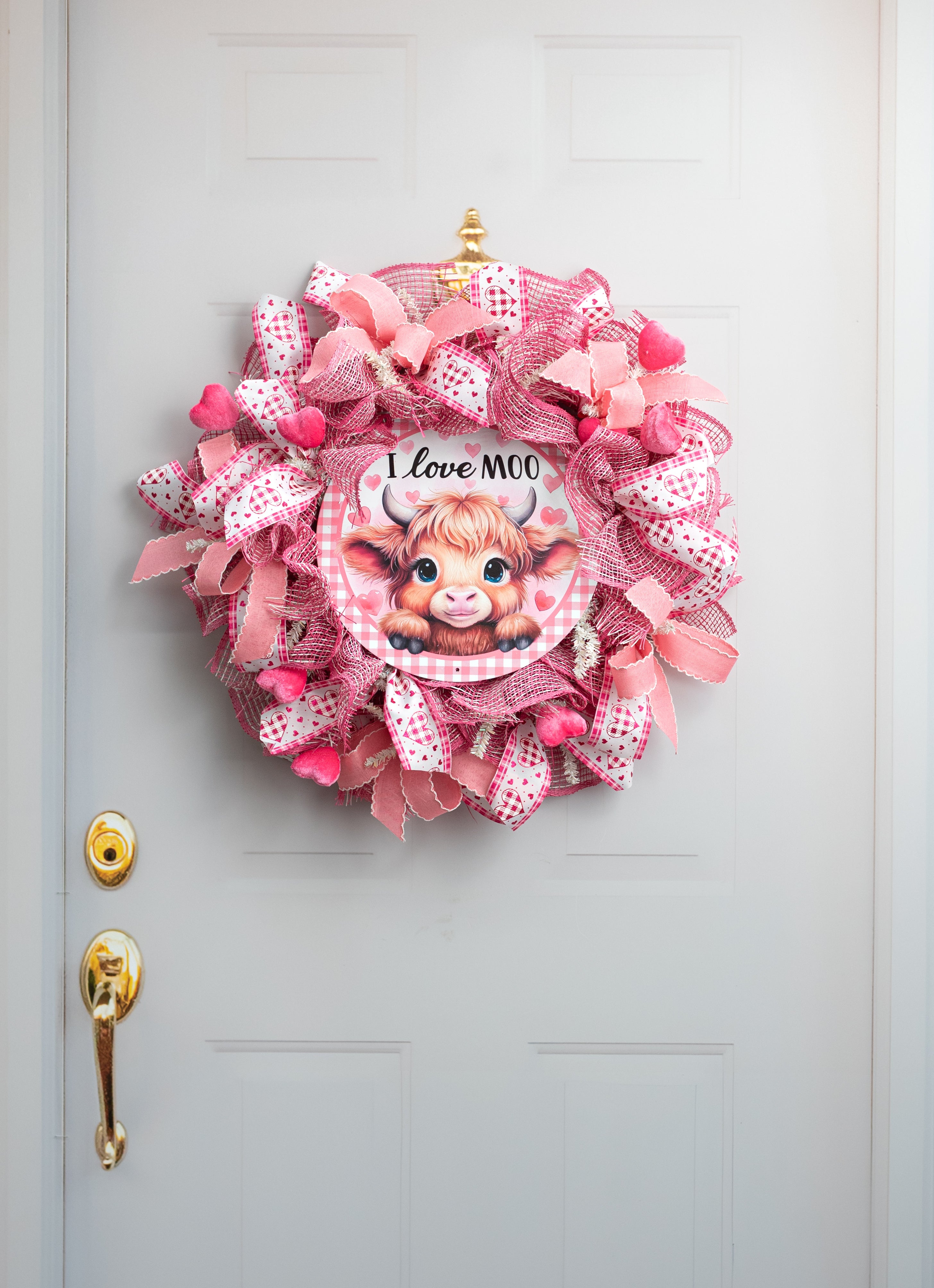12" Round Metal Sign: I Love Moo Highland Cow