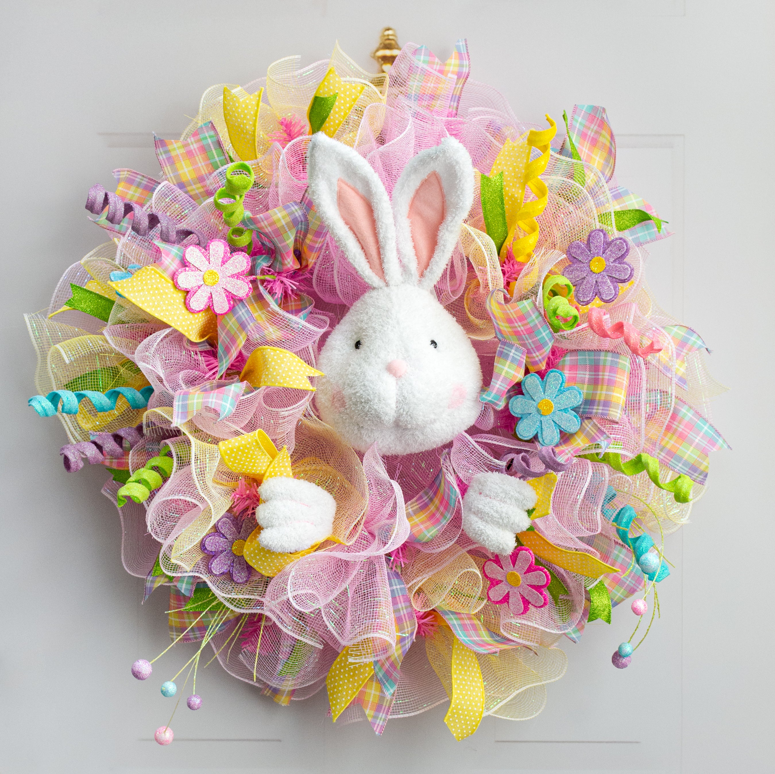 Bunny Rabbit Head & Paw Wreath Decor Kit: White