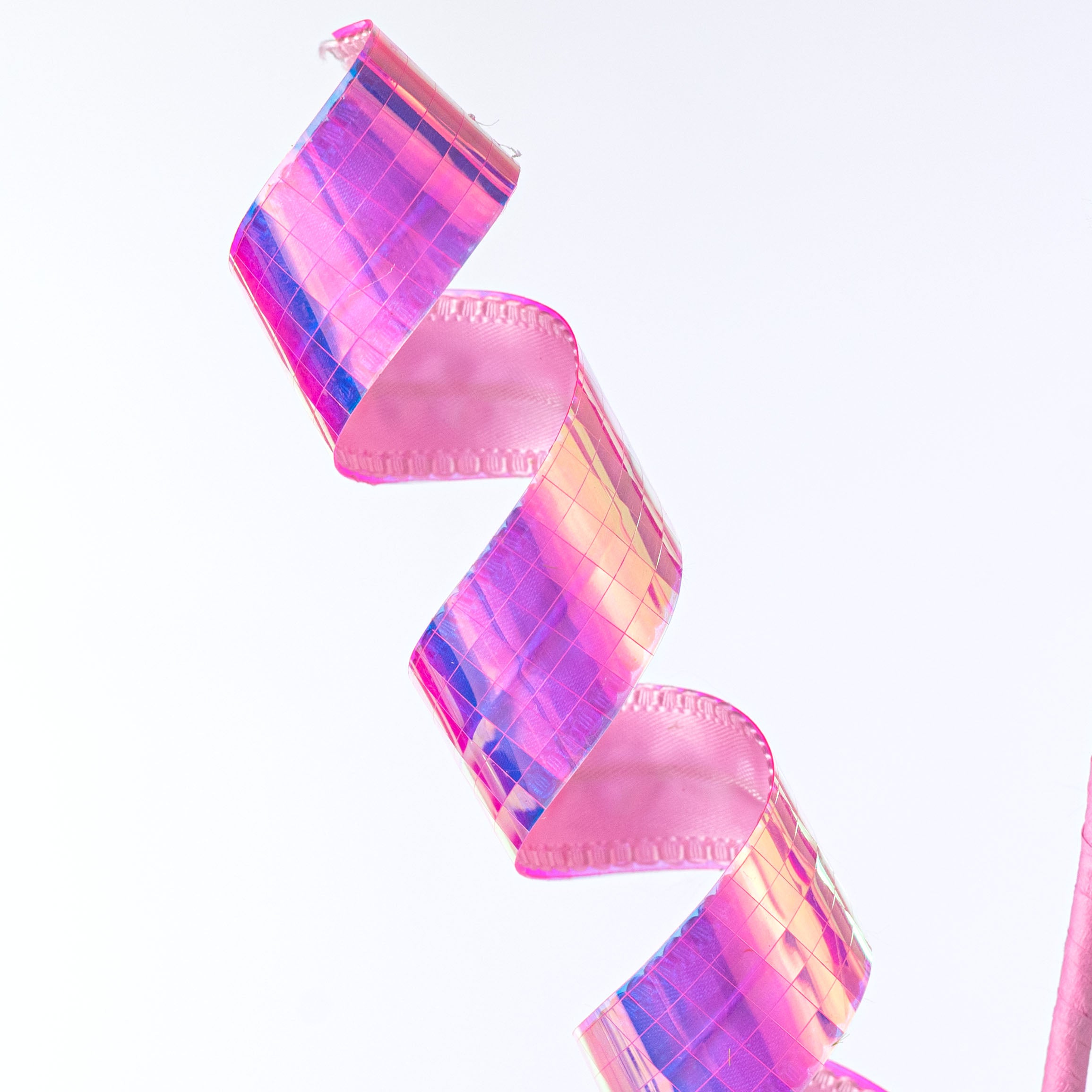 29" Curly Disco Ball Spray: Iridescent Neon Pink