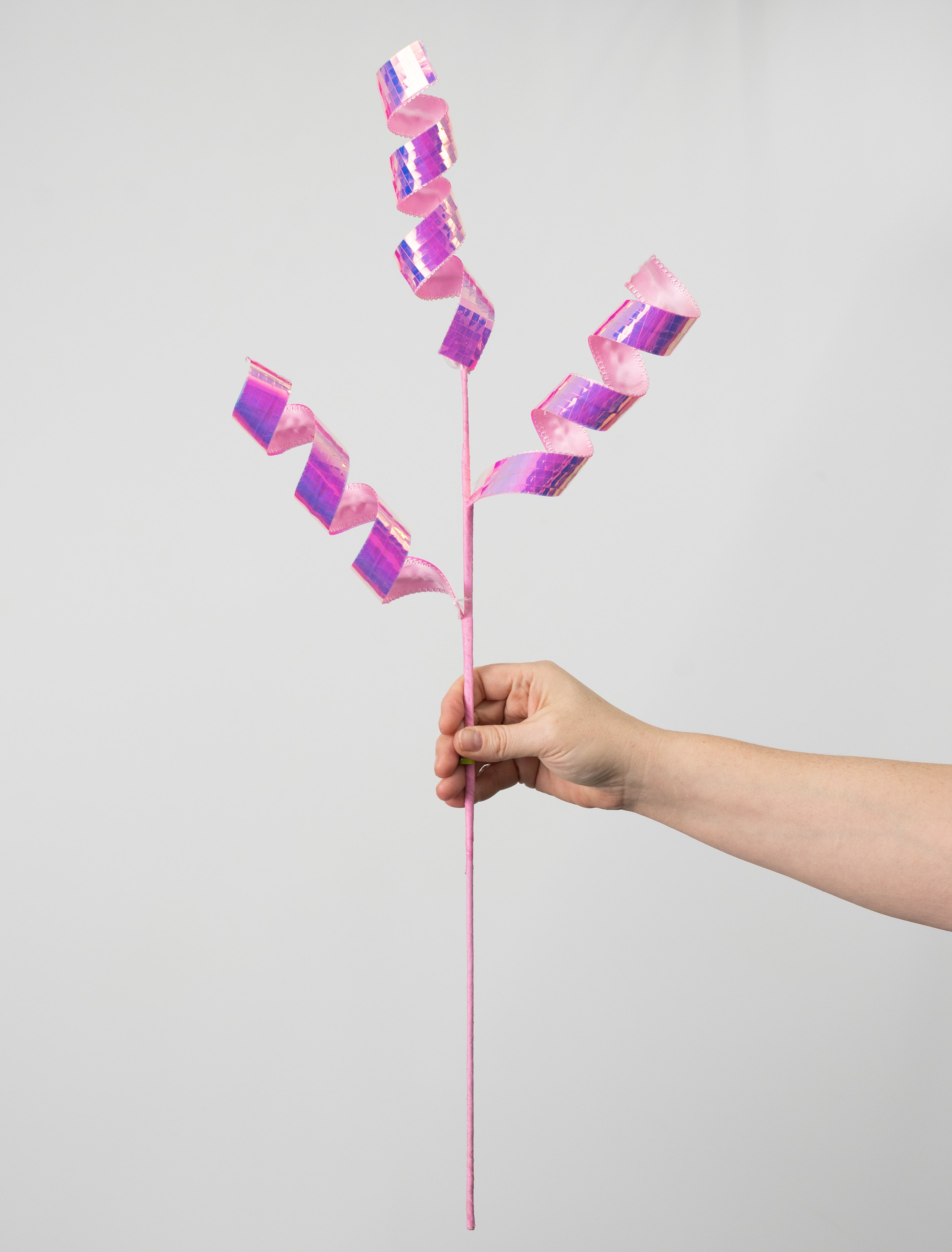 29" Curly Disco Ball Spray: Iridescent Neon Pink