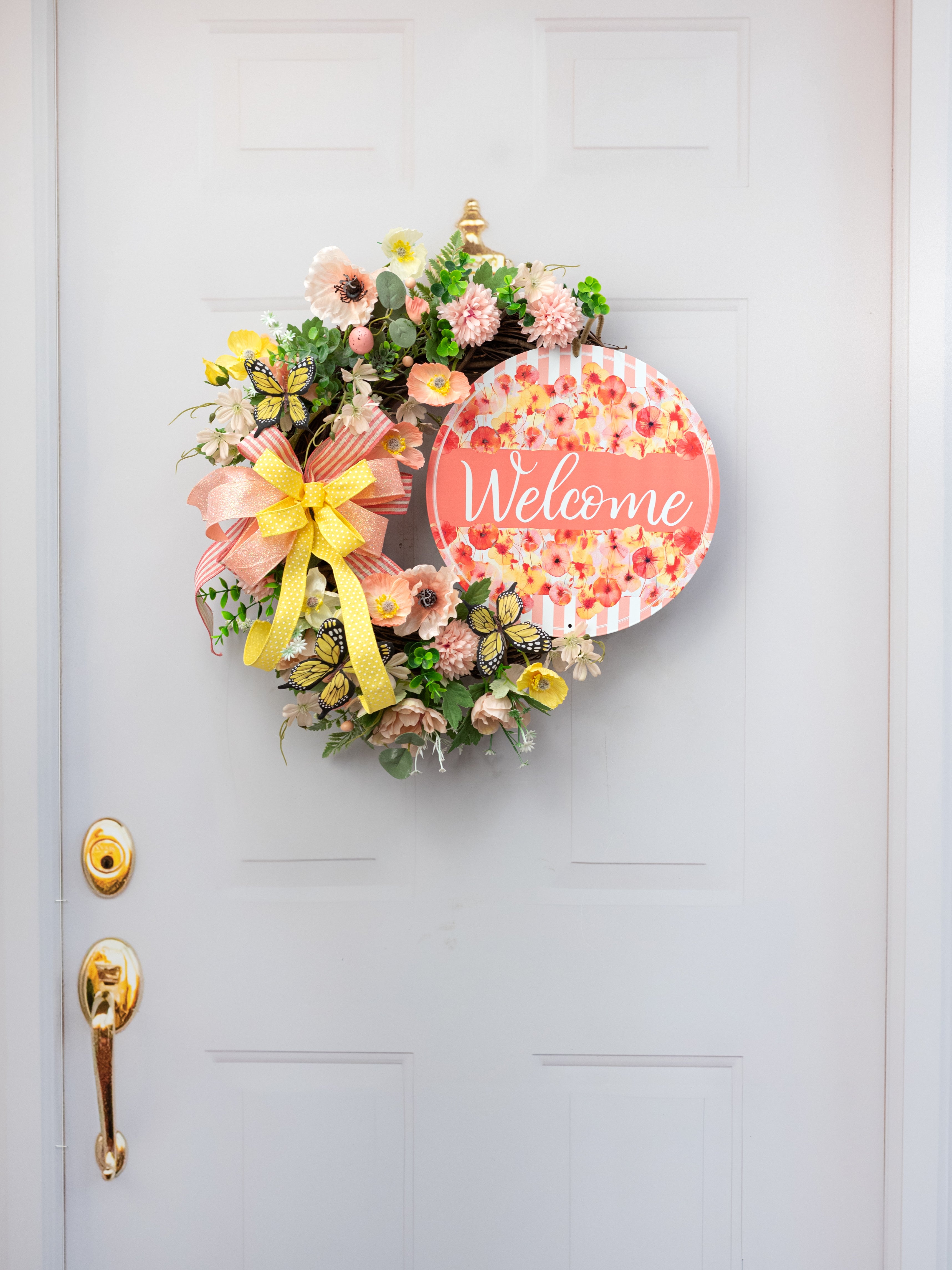 12" Round Metal Sign: Abstract X-Ray Poppy Flowers Welcome