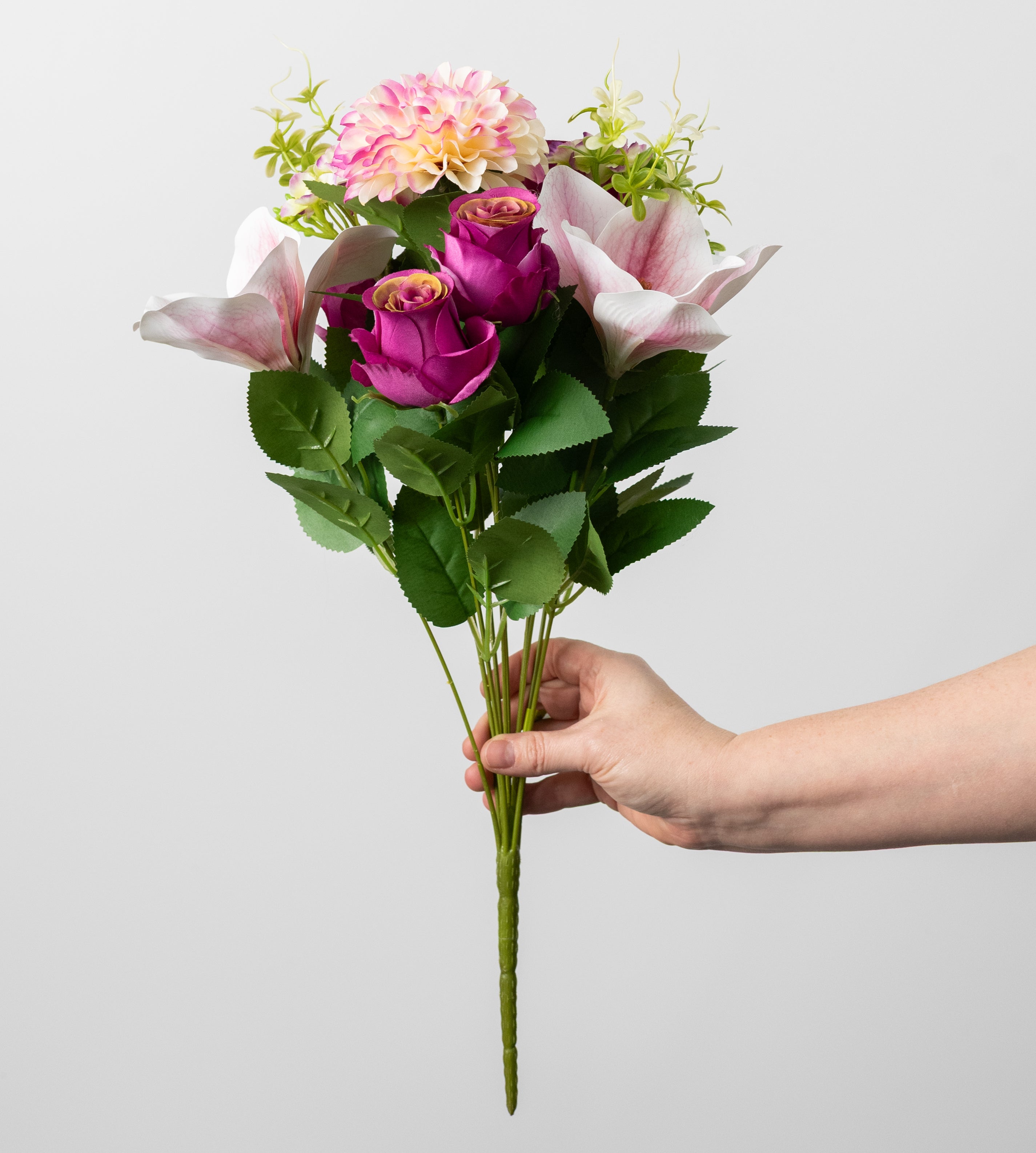 20" Zinnias, Magnolias & Roses Bush: Mauve (12 Stem)
