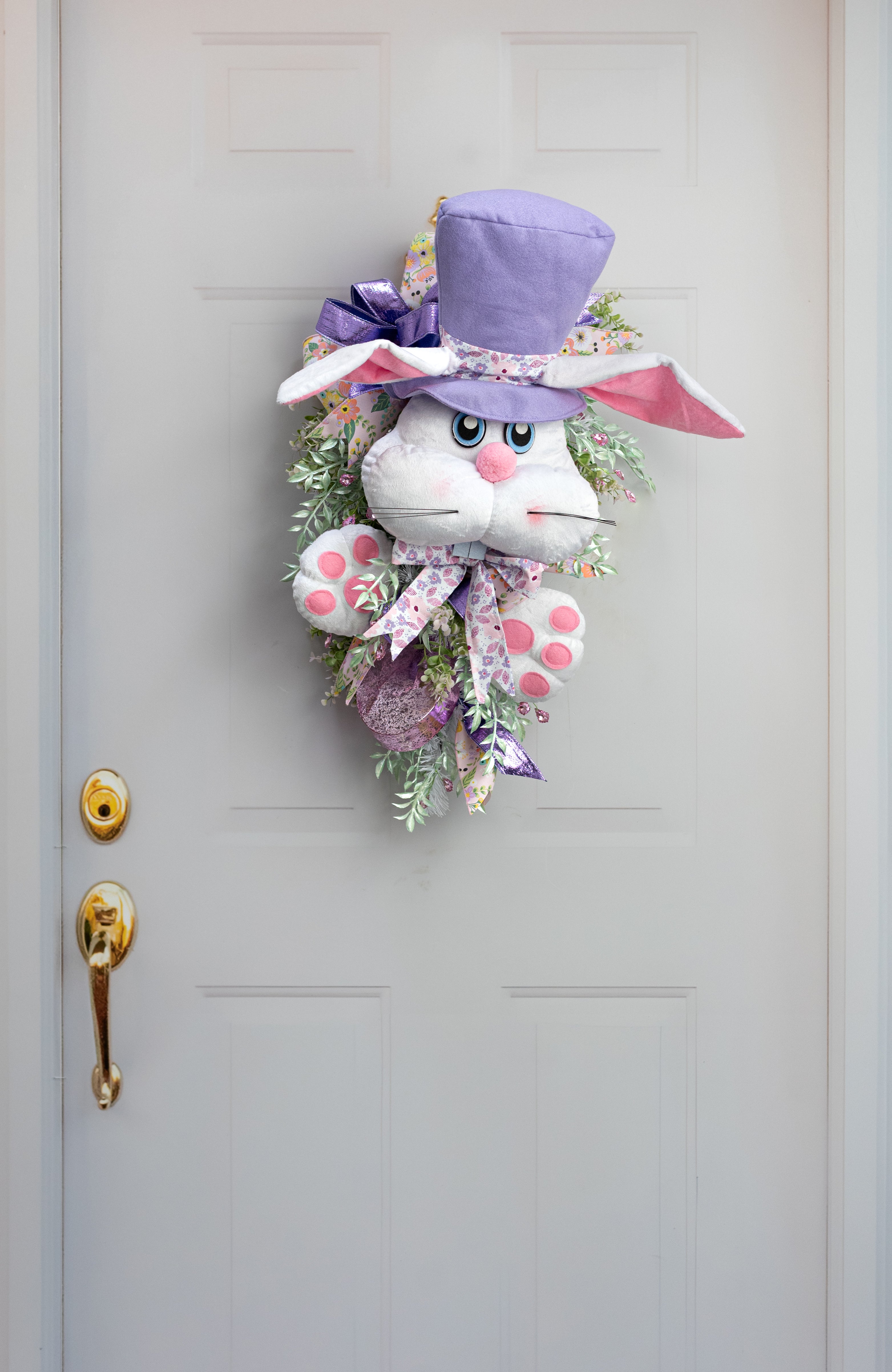 Plush Bunny with Hat & Paws Wreath Decor Kit: Lavender & Pink (3 Pieces)